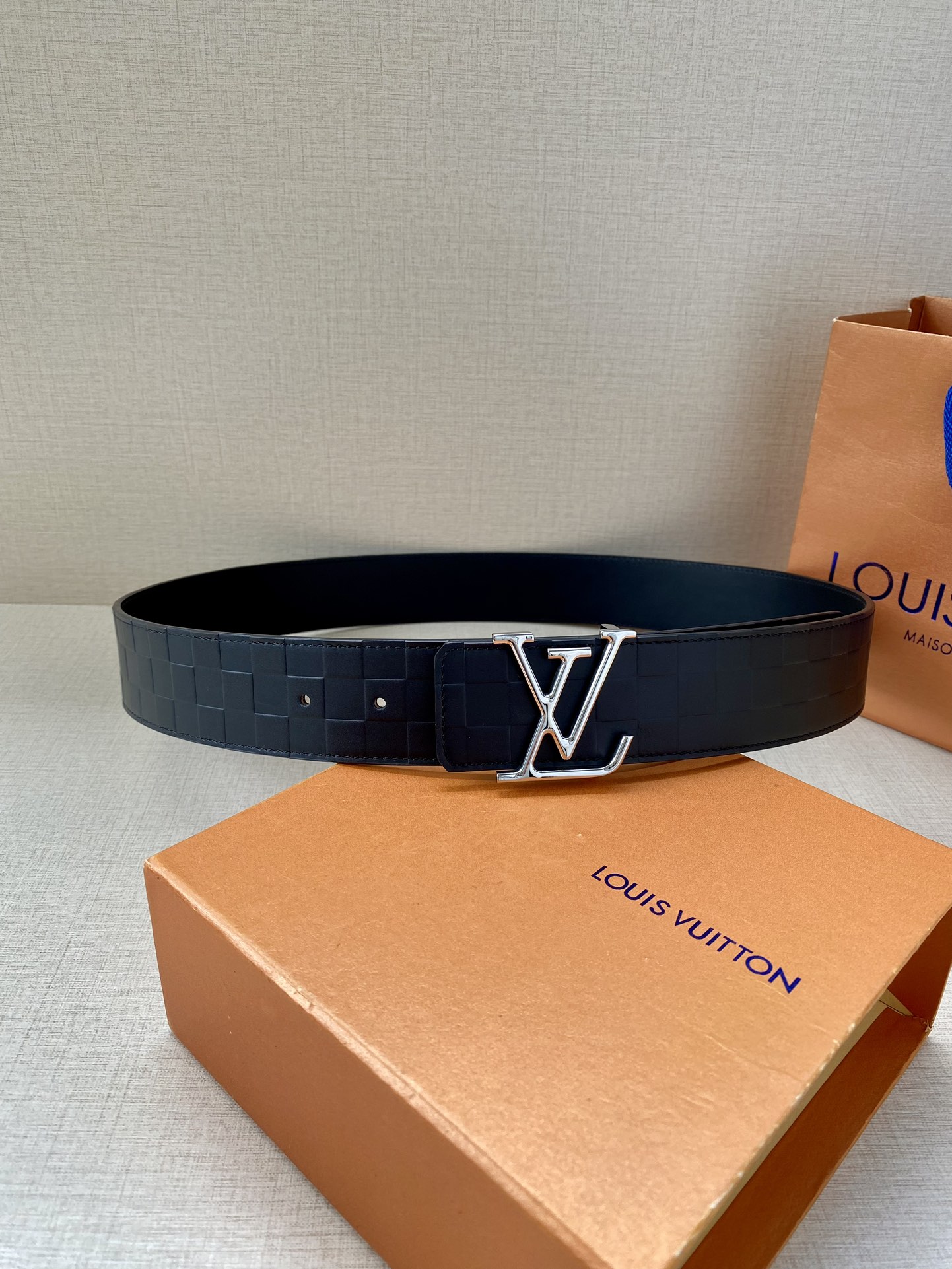 LVyramideGlitter40