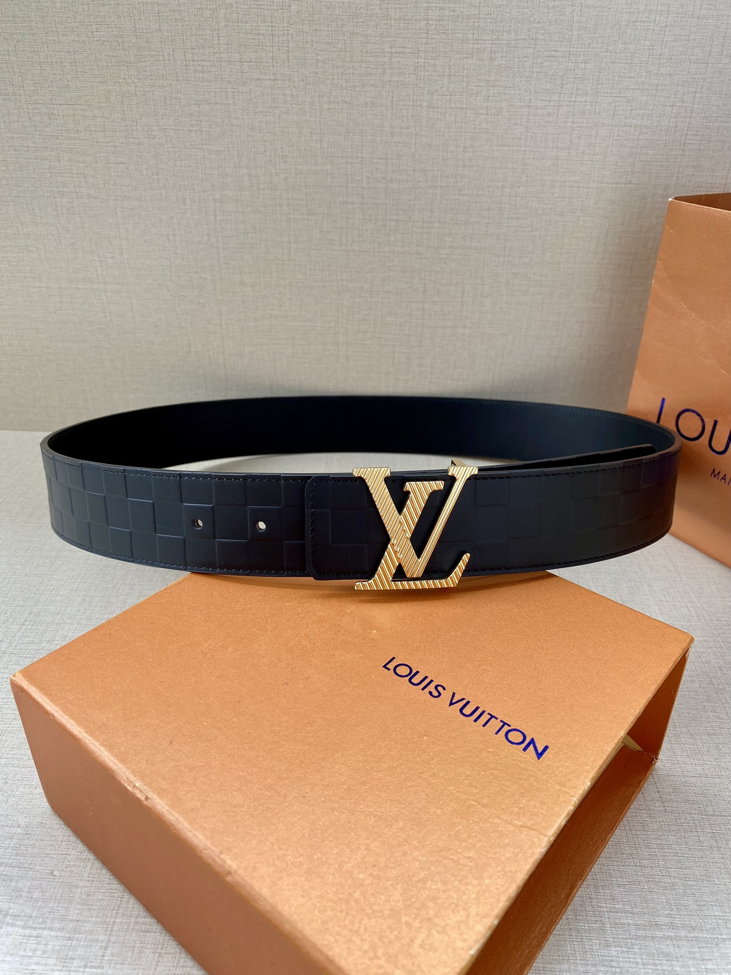 LVyramideGlitter40
