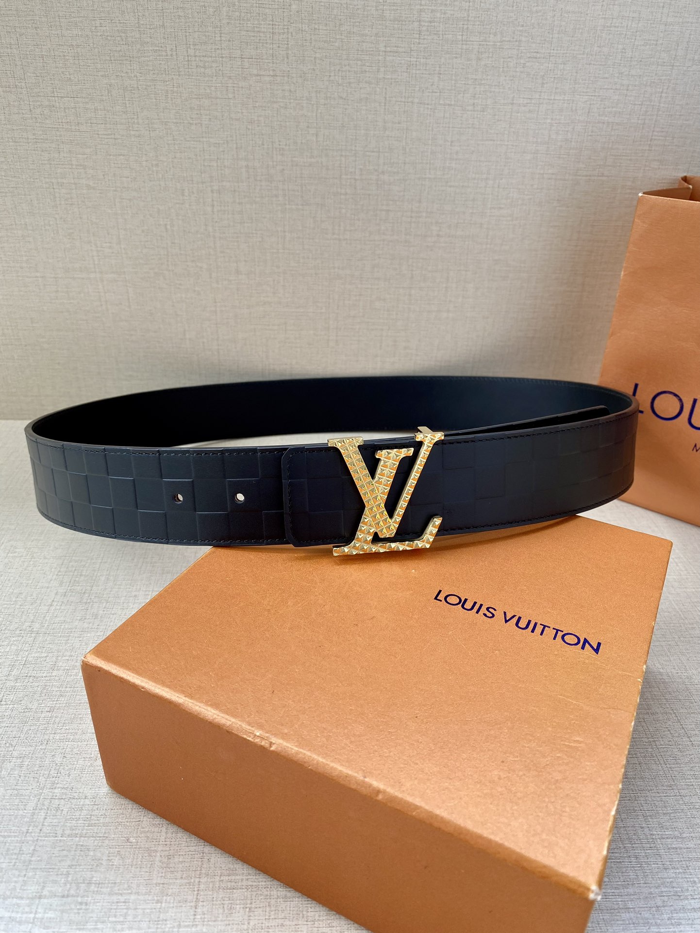 LVyramideGlitter40