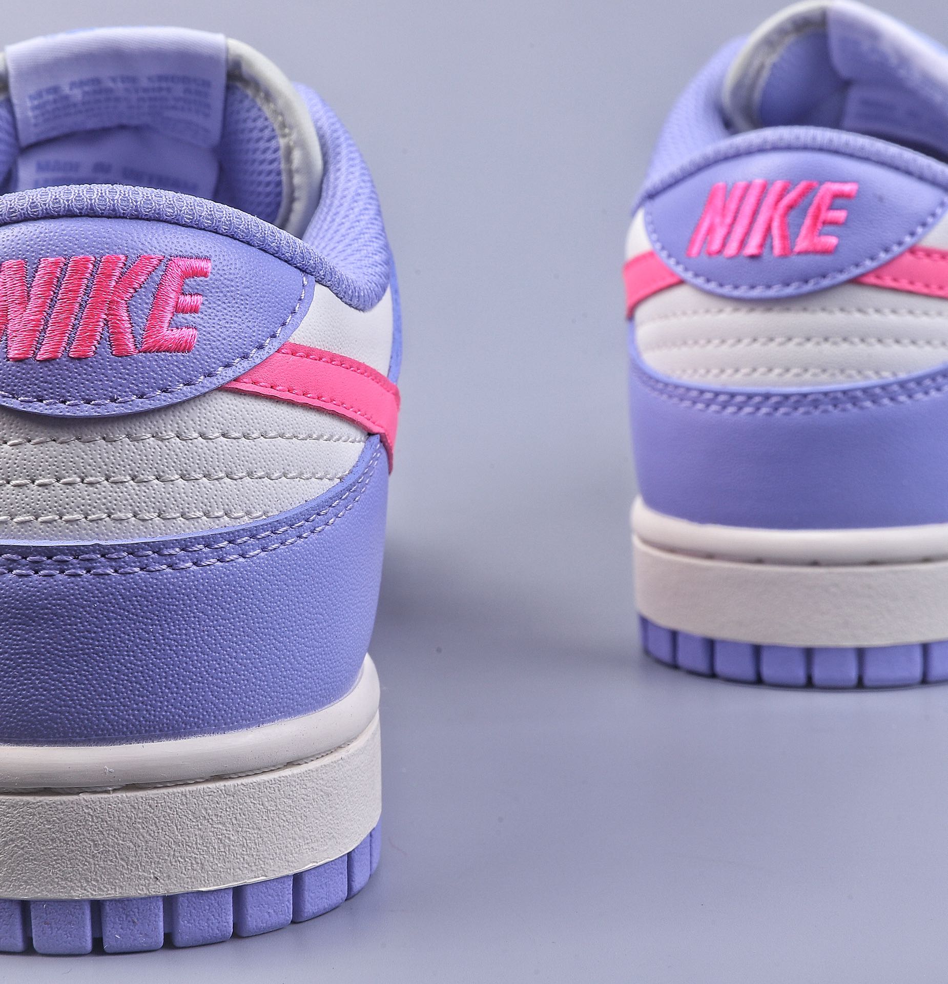 Epic value for money Nk SB Dunk Low white, blue and pink color SB smashed backboard fashion casual sneakers DD1503-500