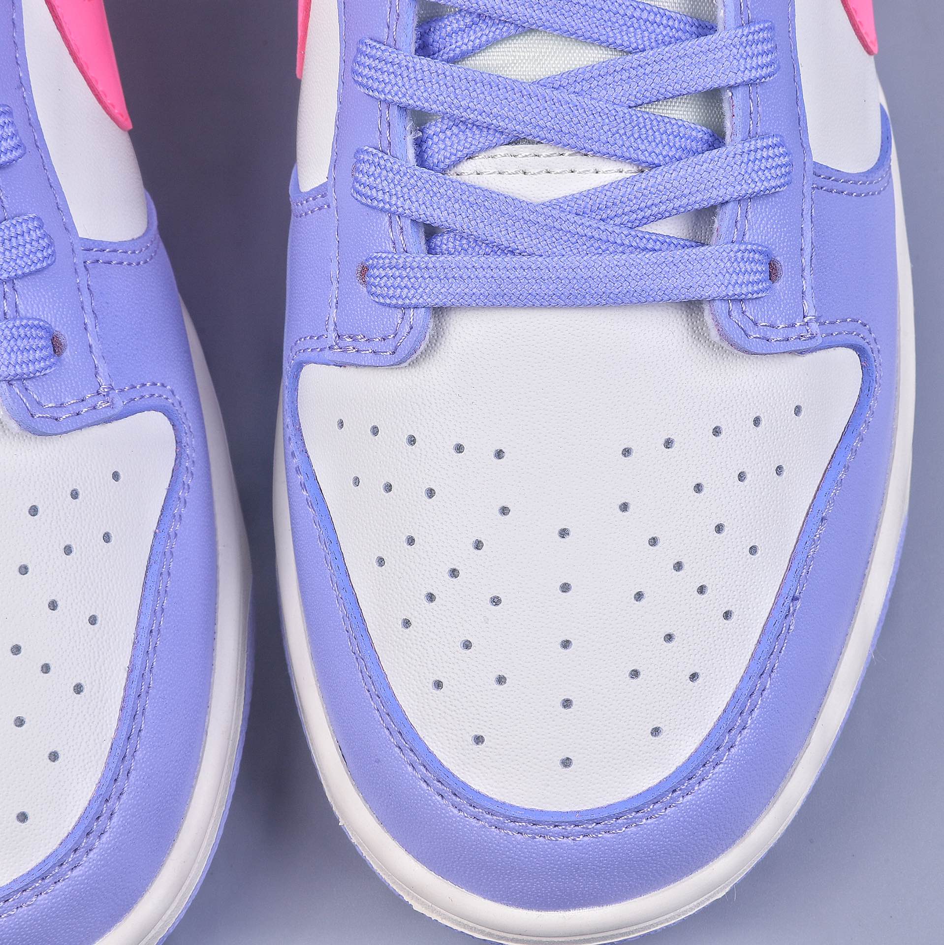 Epic value for money Nk SB Dunk Low white, blue and pink color SB smashed backboard fashion casual sneakers DD1503-500