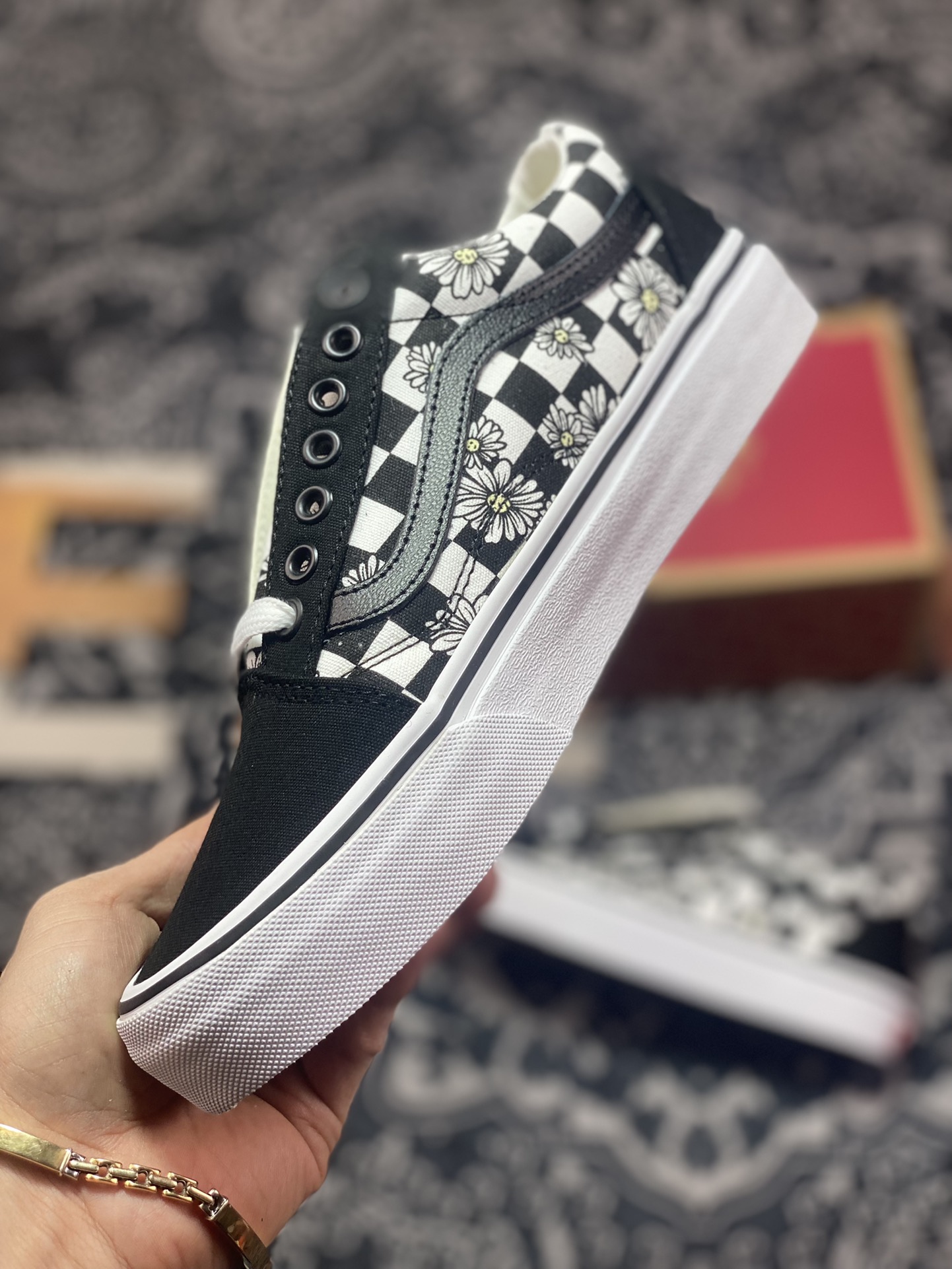 Vans Old Skool black and white checkerboard flower