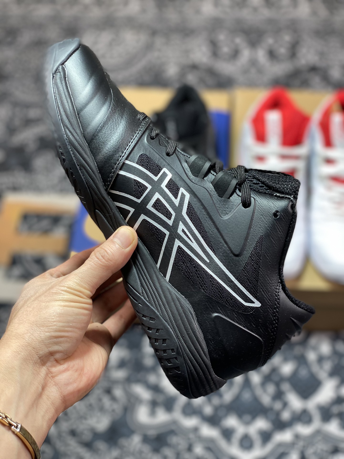 Japanese professional running shoe brand-Asics Gelhoop V13 series basketball shoes ”Black Titanium Silver” 1063A035-001