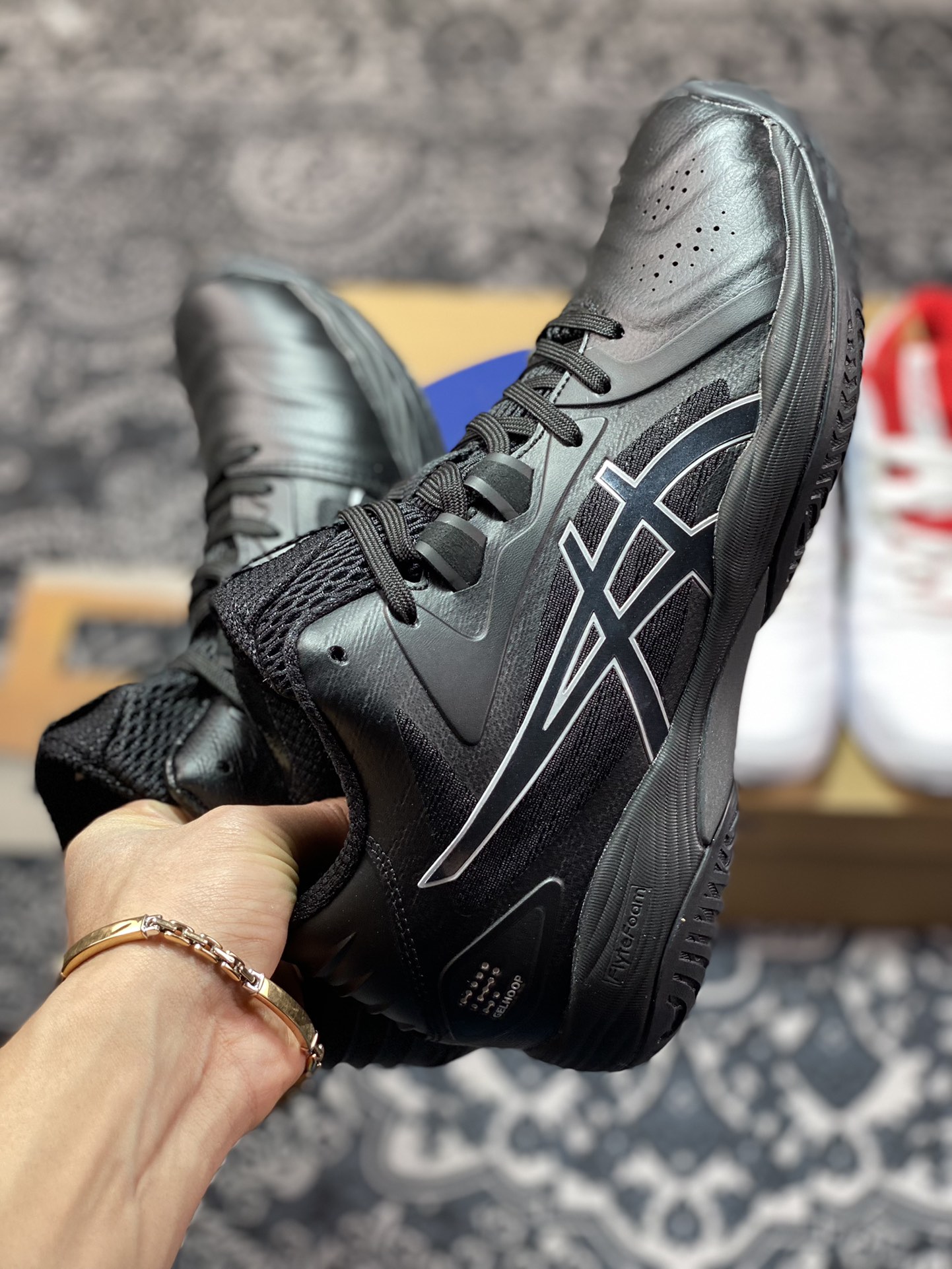 Japanese professional running shoe brand-Asics Gelhoop V13 series basketball shoes ”Black Titanium Silver” 1063A035-001