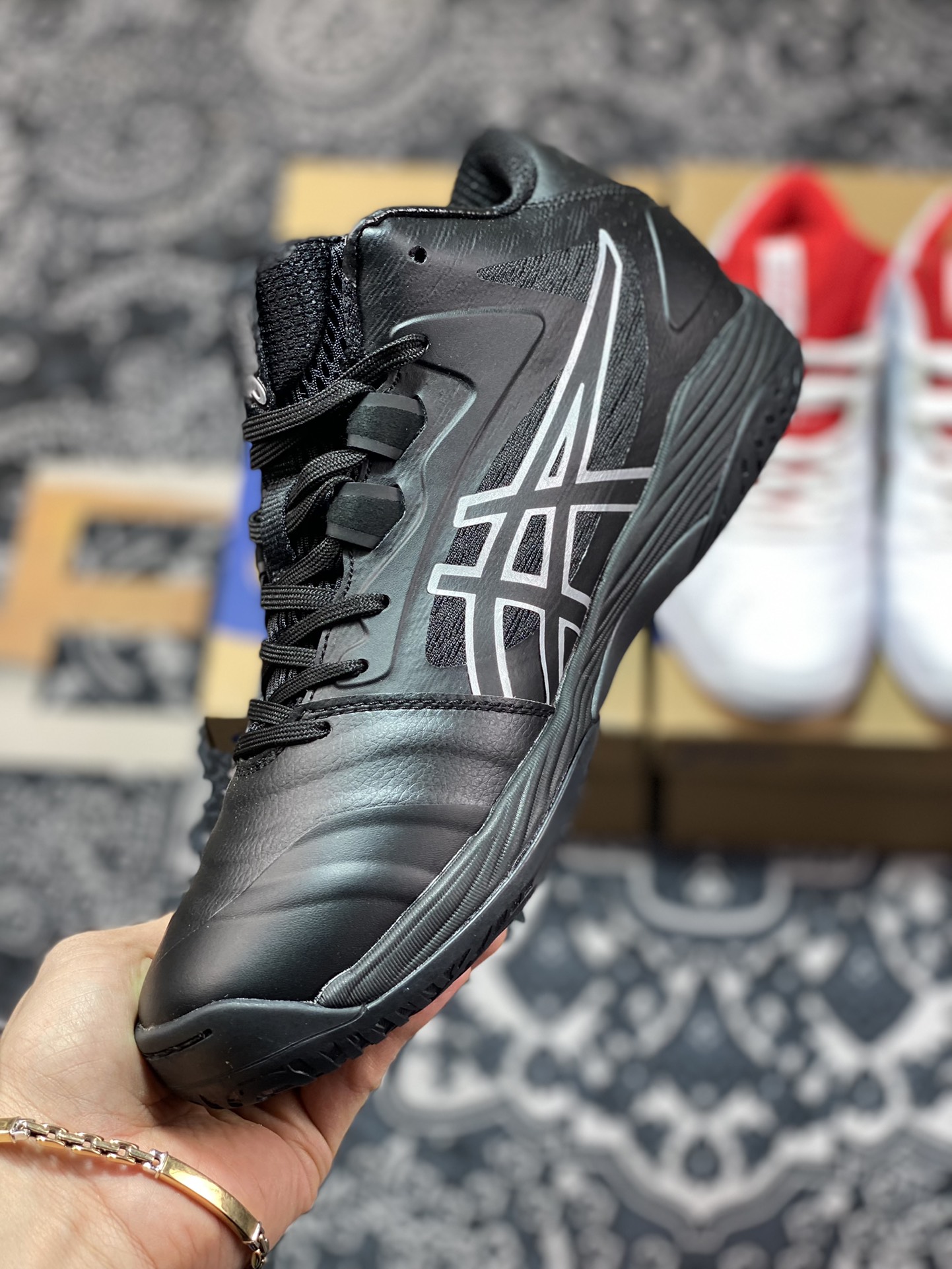 Japanese professional running shoe brand-Asics Gelhoop V13 series basketball shoes ”Black Titanium Silver” 1063A035-001