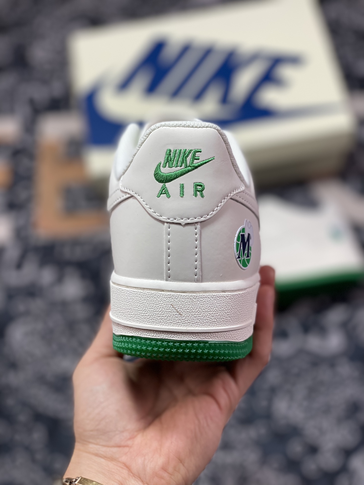 Nike Air Force 1'07 QS Low ”Dallas Mavericks” Air Force One sneakers ”Mavericks white green dark blue mini double hook” DD5969-899