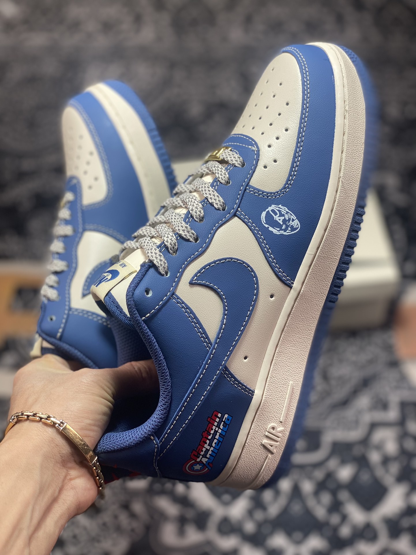 260  Nike Air Force 1 07 LV8”Captain America”空军一号经典板鞋“美队蓝米红”BS9055-804