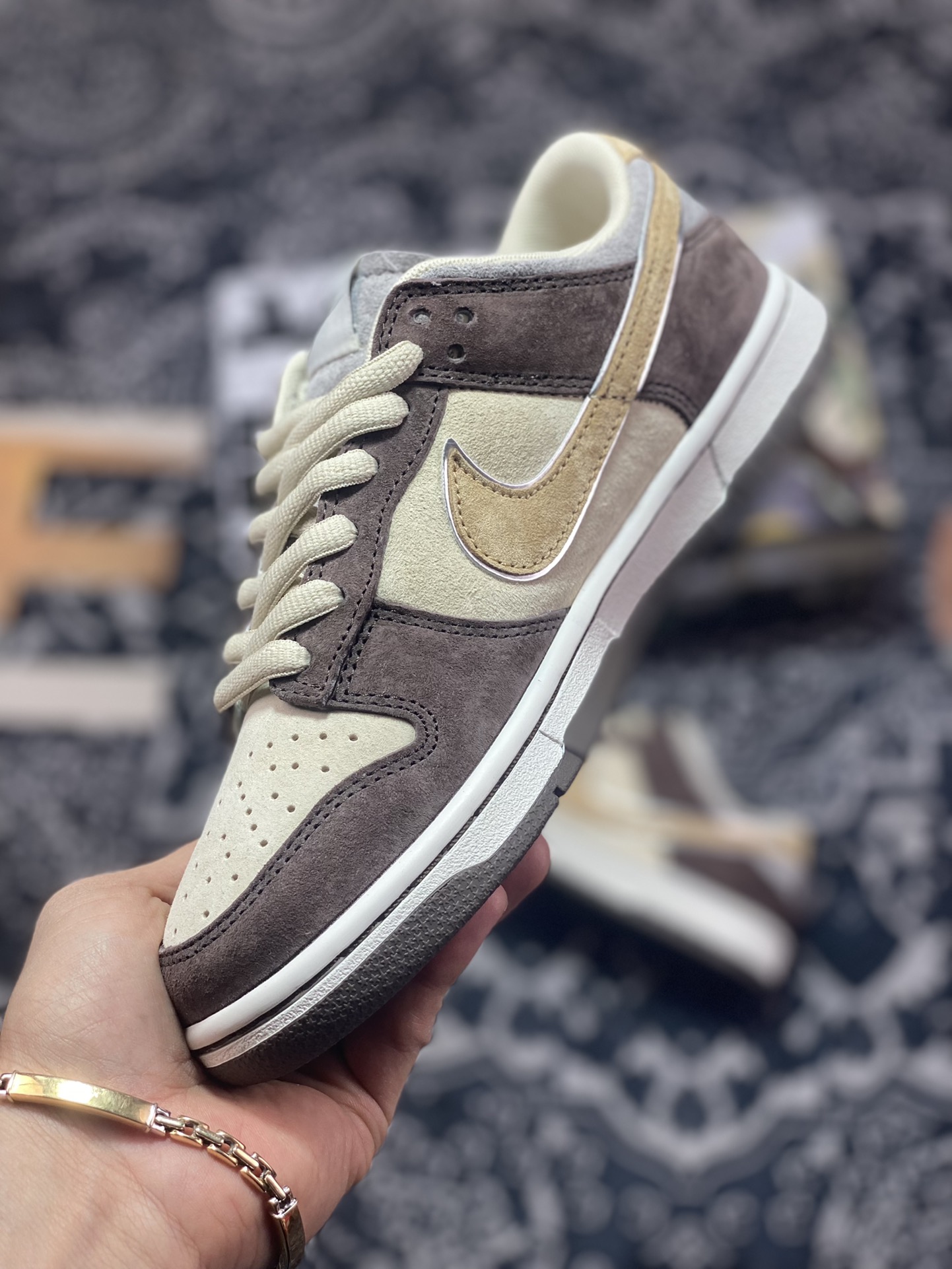 Otomo Katsuhiro x Nike SB Dunk Low ”Steamboy OST” basketball shoes ”Chocolate Brown Custard” LF0039-034