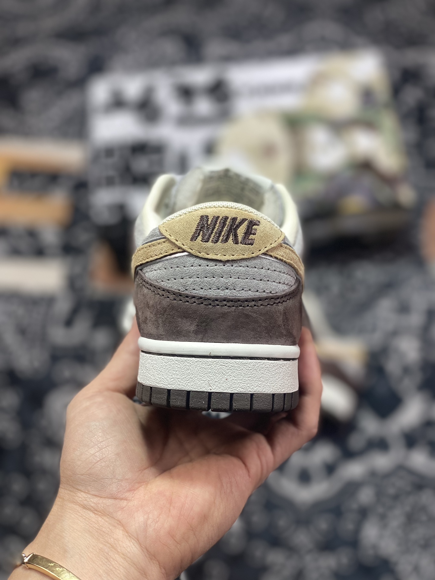 Otomo Katsuhiro x Nike SB Dunk Low ”Steamboy OST” basketball shoes ”Chocolate Brown Custard” LF0039-034