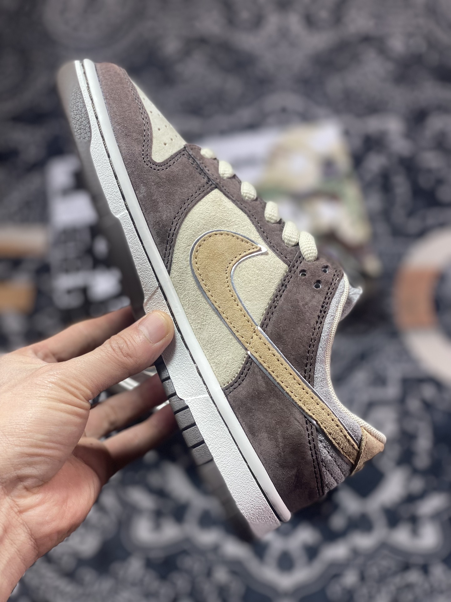 Otomo Katsuhiro x Nike SB Dunk Low ”Steamboy OST” basketball shoes ”Chocolate Brown Custard” LF0039-034