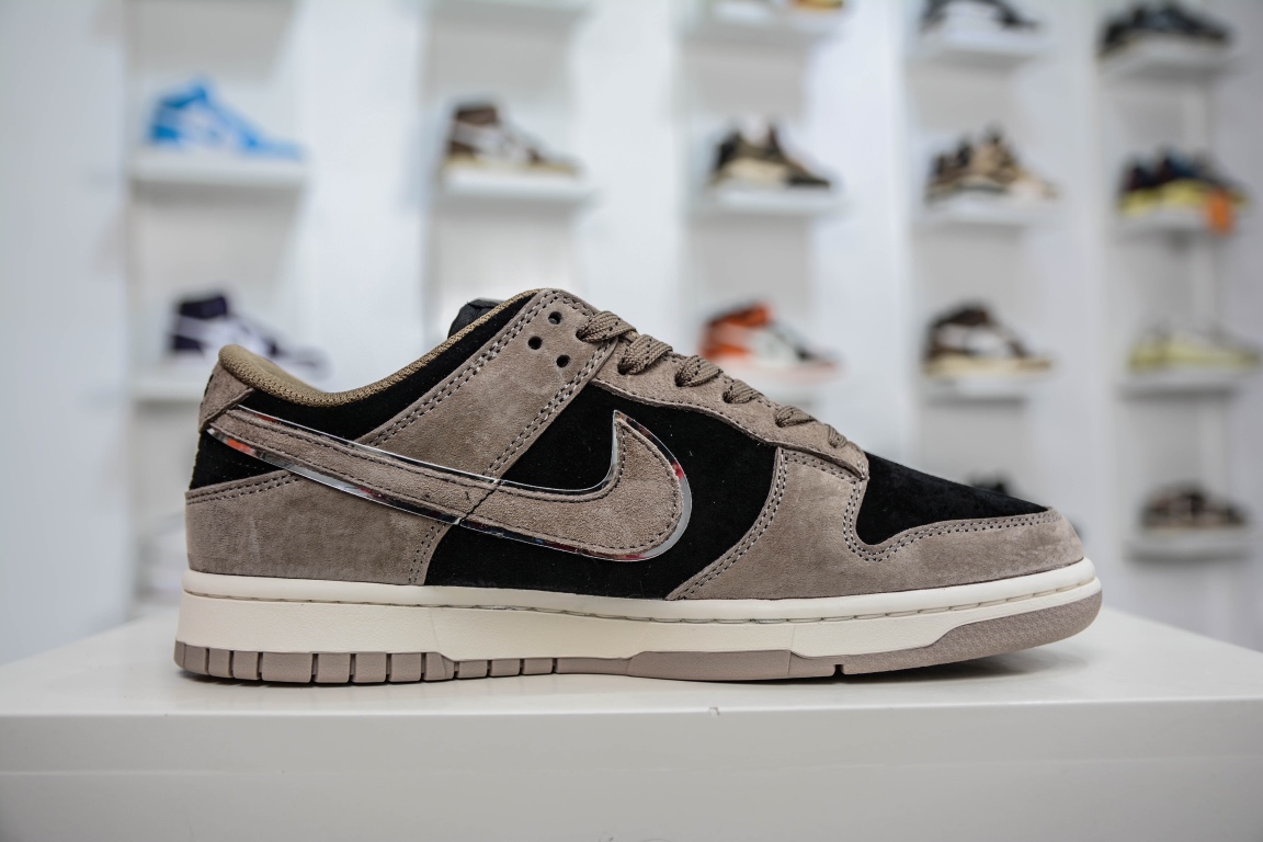 Otomo Katsuhiro x Nike SB Dunk Low ”Steamboy OST” Black Mocha FF0918-013