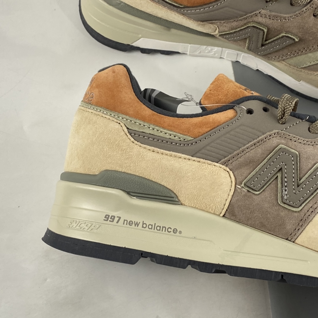 P220 New Balance 新百伦 997系列 高端美产复古休闲跑步鞋 M997NAJ