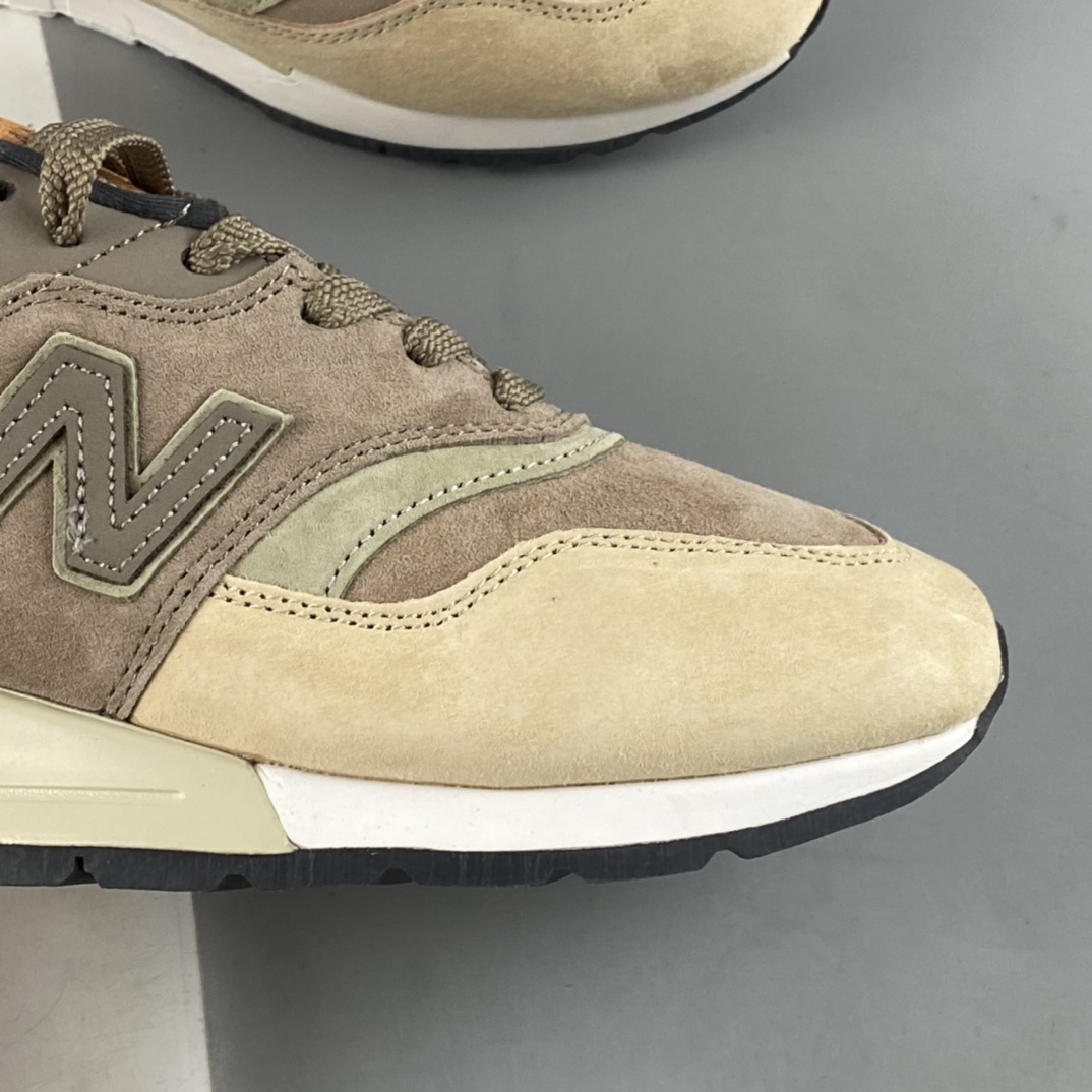 P220 New Balance 新百伦 997系列 高端美产复古休闲跑步鞋 M997NAJ