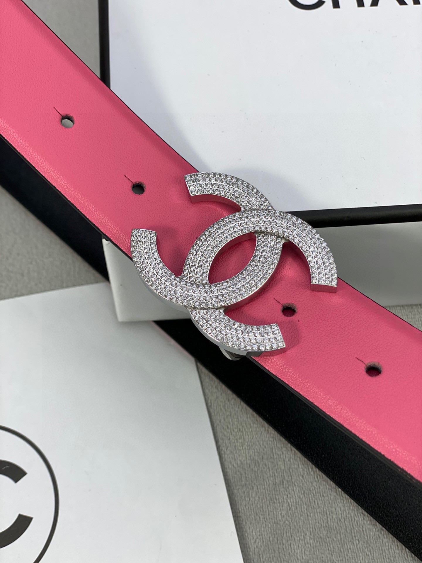  宽度3.0cm Chanel （香奈儿）女士腰带皮带新款柔软进口小牛皮金 银色方钻金属钢扣