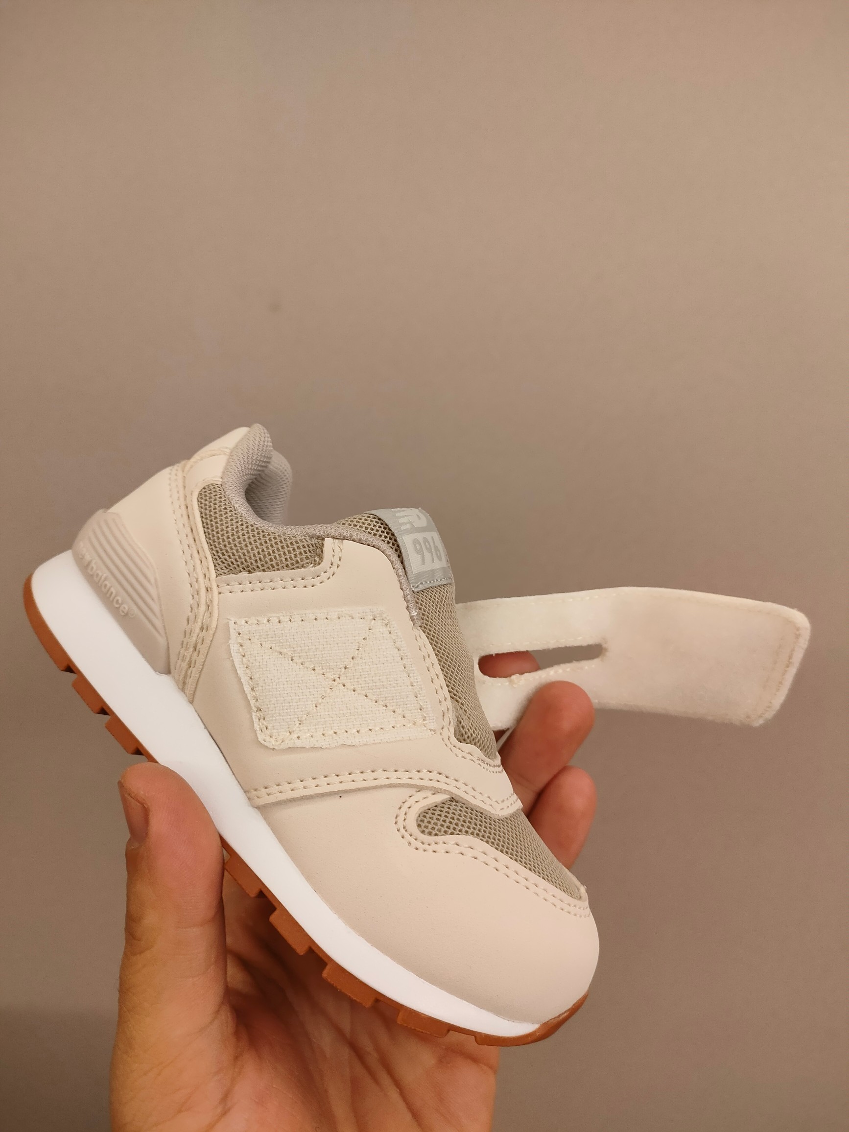 图片[7]-996儿童低帮透气防震防滑运动鞋 大童魔术贴加松紧带，小童魔术贴 经典的996系列！该系列传承了品牌的诸多优点，大胆创新！堪称经典系列里的经典，也是最为热门的系列！时隔一年，再次带来的童鞋，必属重磅～-选品中心