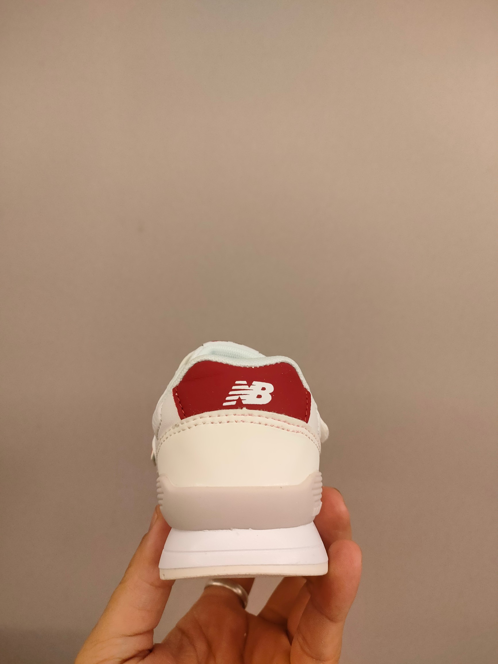 图片[6]-996儿童低帮透气防震防滑运动鞋 大童魔术贴加松紧带，小童魔术贴 经典的996系列！该系列传承了品牌的诸多优点，大胆创新！堪称经典系列里的经典，也是最为热门的系列！时隔一年，再次带来的童鞋，必属重磅～-选品中心