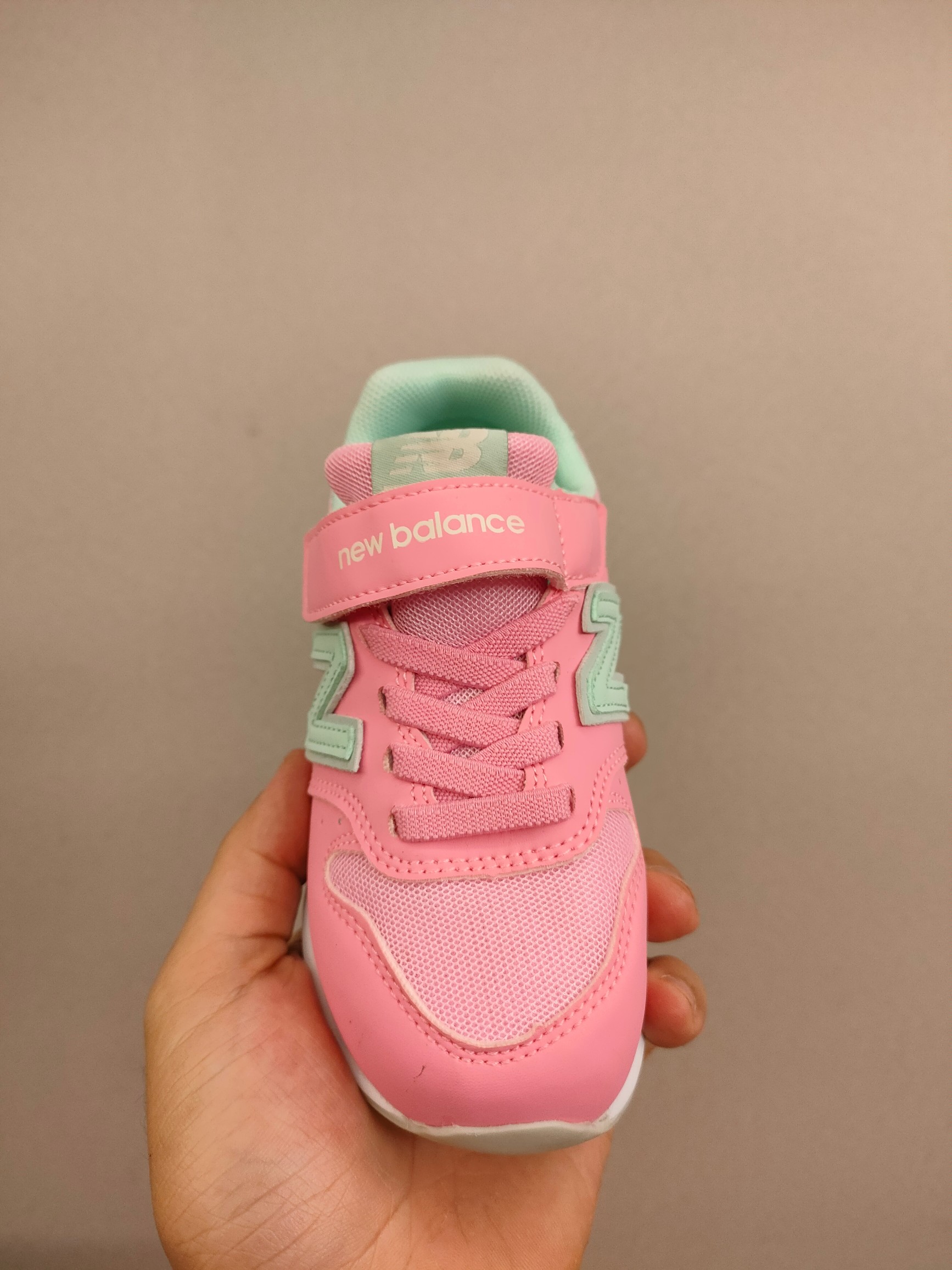 图片[4]-996儿童低帮透气防震防滑运动鞋 大童魔术贴加松紧带，小童魔术贴 经典的996系列！该系列传承了品牌的诸多优点，大胆创新！堪称经典系列里的经典，也是最为热门的系列！时隔一年，再次带来的童鞋，必属重磅～-选品中心