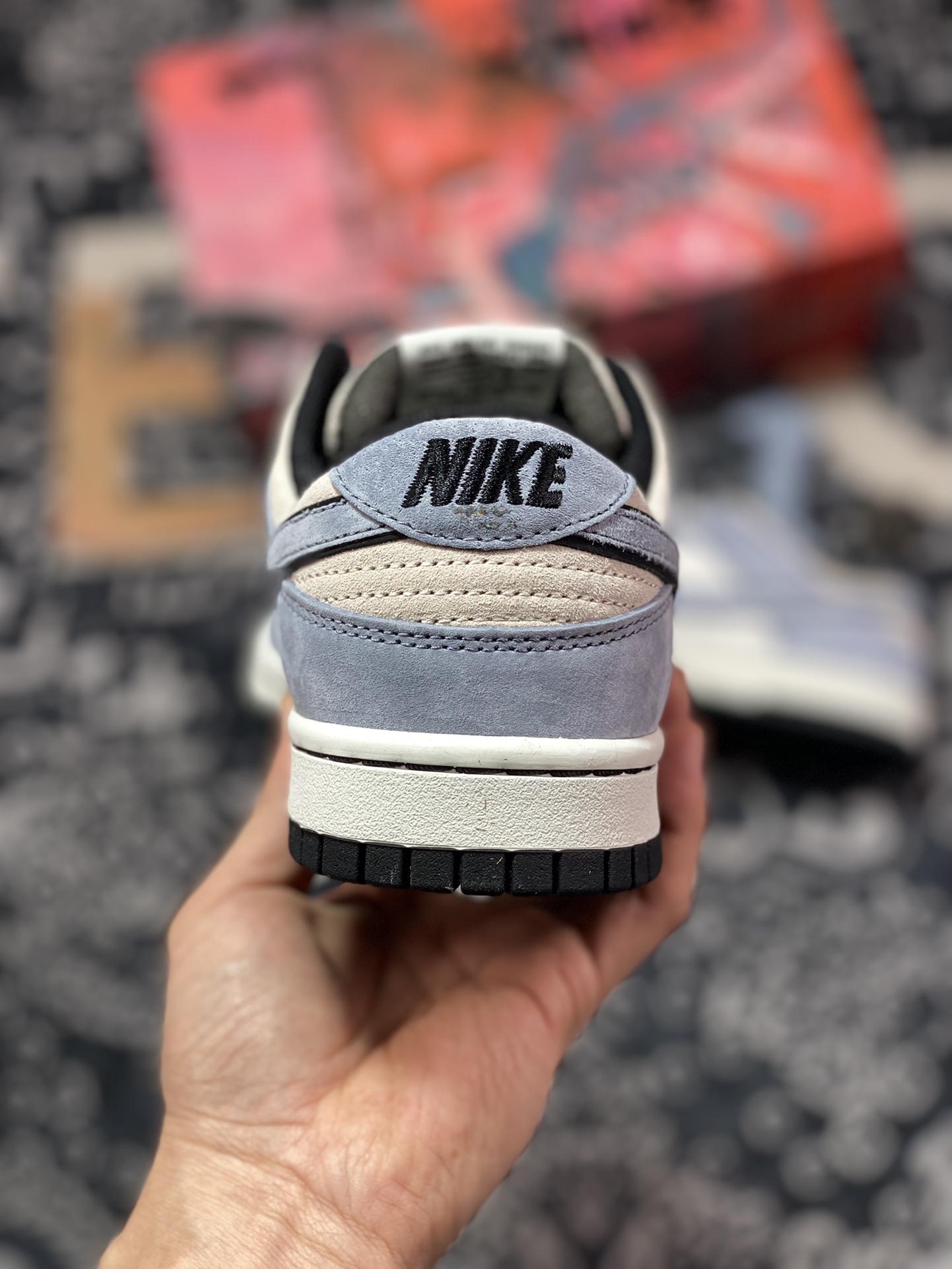 Otomo Katsuhiro x Nike SB Dunk Low ”Steamboy OST” rebound shoes ”haze blue light gray black” LF0039-026