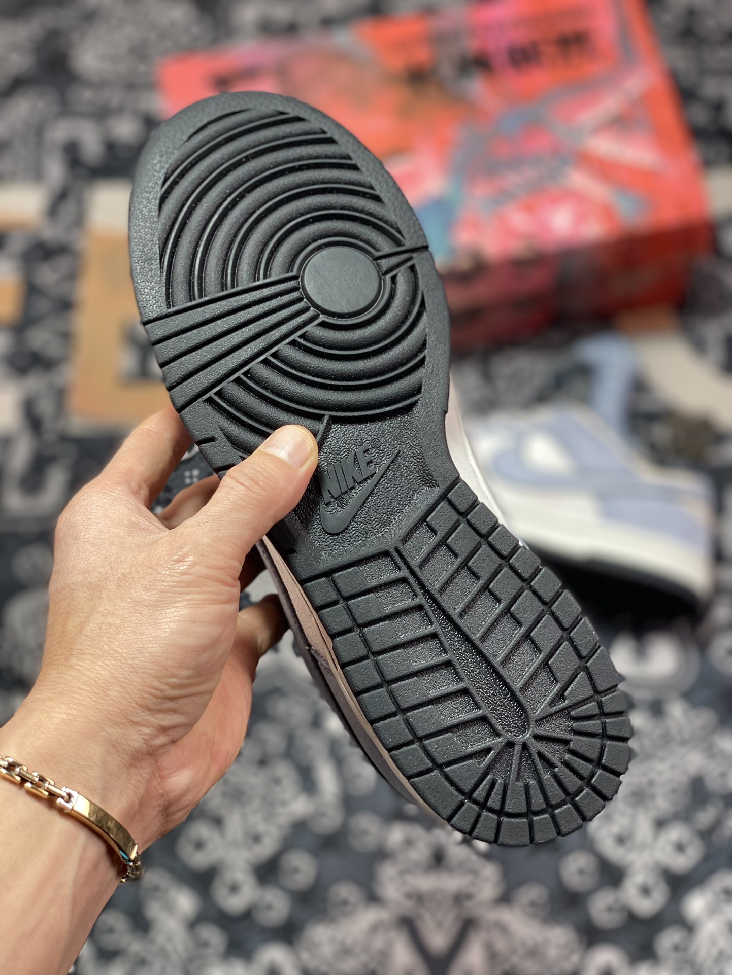 Otomo Katsuhiro x Nike SB Dunk Low ”Steamboy OST” rebound shoes ”haze blue light gray black” LF0039-026