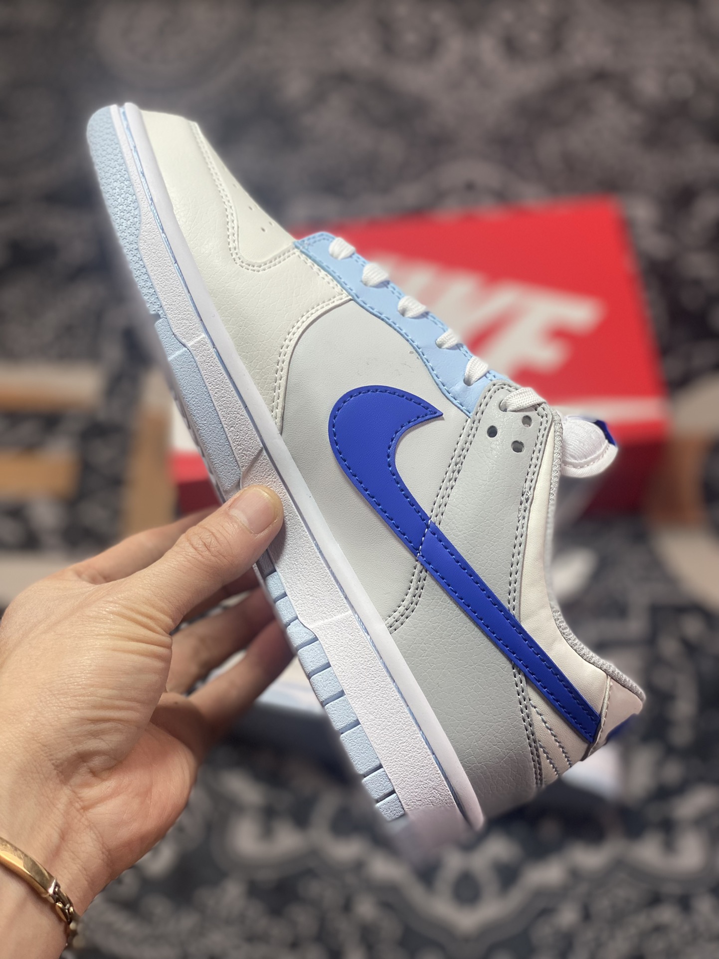 Nike WMNS SB Dunk Low GS ”Ivory Hyper Royal” rebound shoes ”off-white blue” FB1843-141