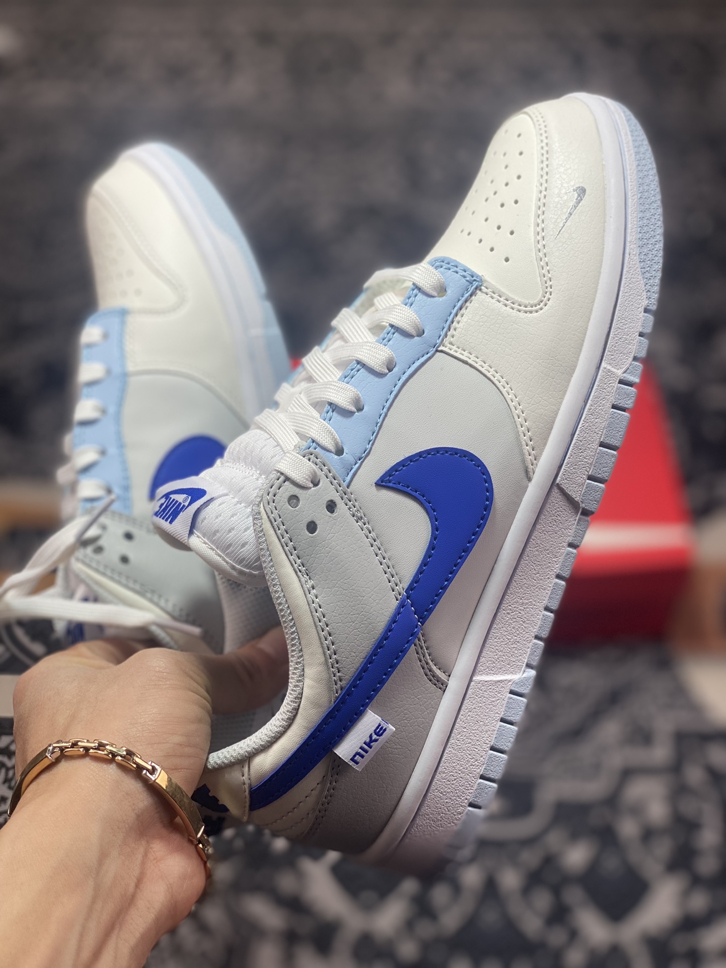 Nike WMNS SB Dunk Low GS ”Ivory Hyper Royal” rebound shoes ”off-white blue” FB1843-141
