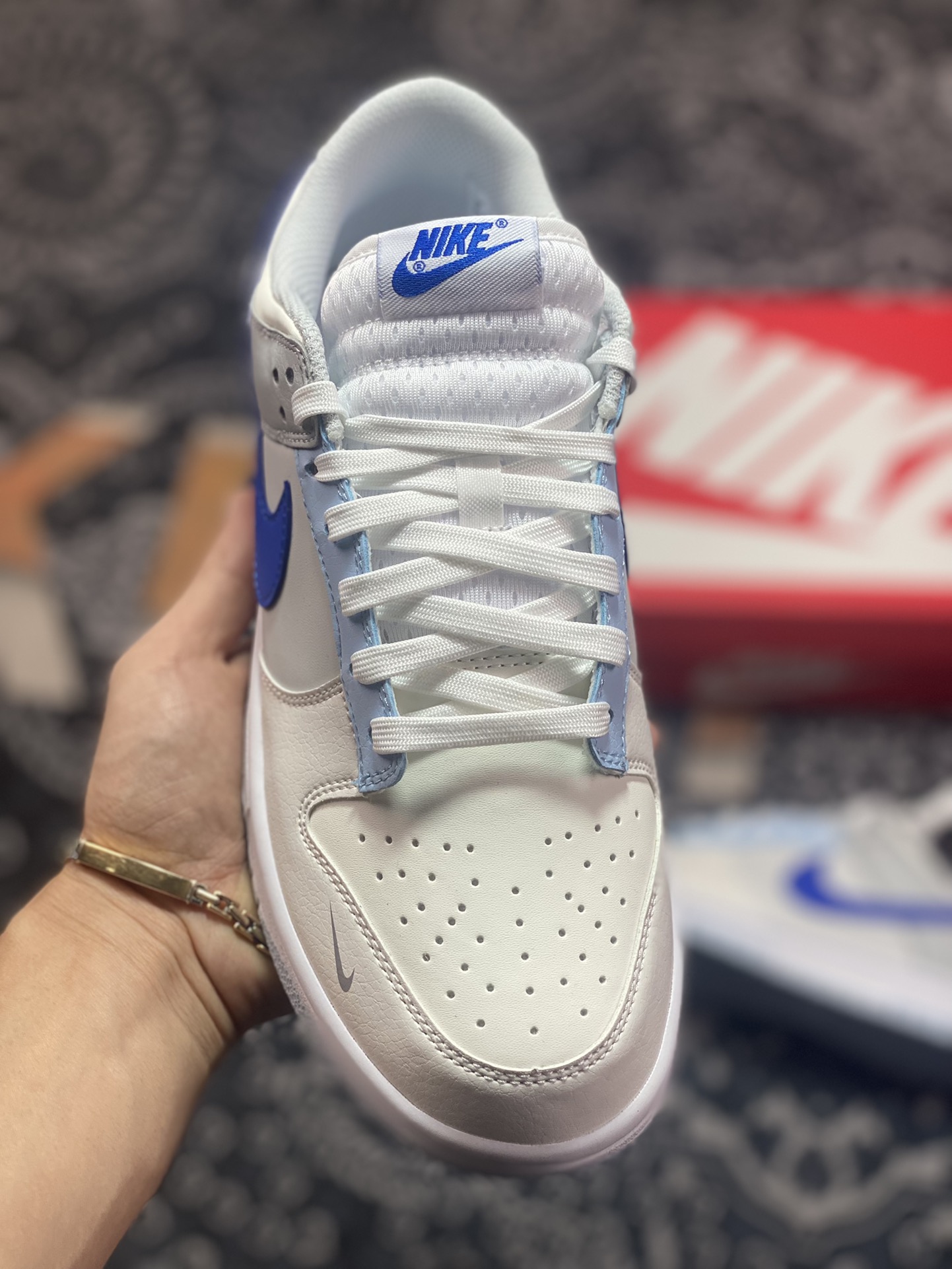 Nike WMNS SB Dunk Low GS ”Ivory Hyper Royal” rebound shoes ”off-white blue” FB1843-141