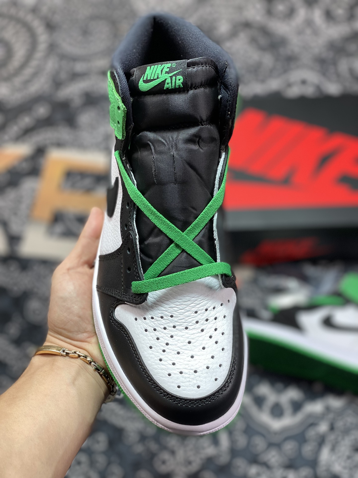 Nike Air Jordan 1 Retro High OG ”Lucky Green” AJ1 basketball shoes ”Black Green Toe Lucky Green” DZ5485-031