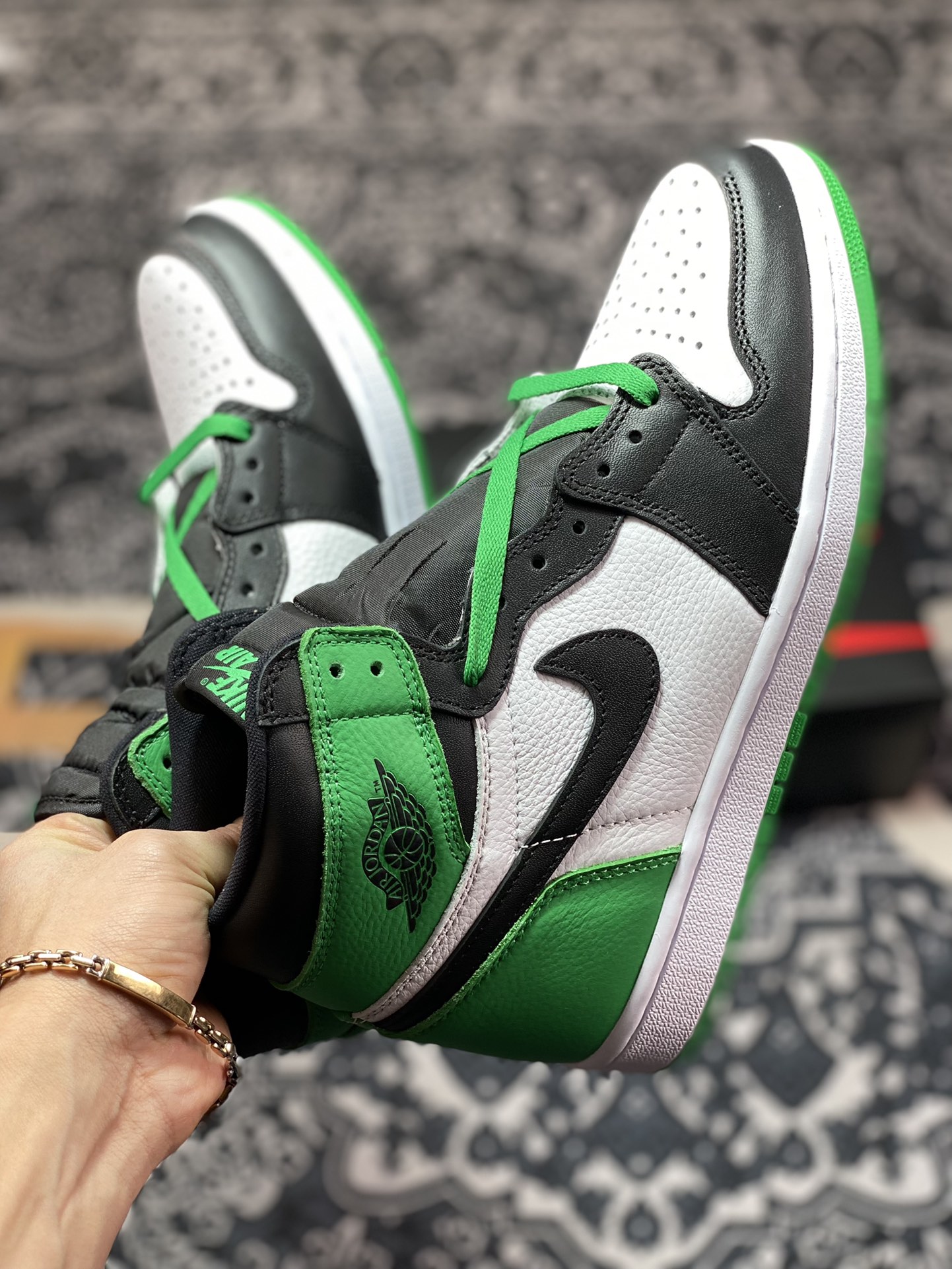 Nike Air Jordan 1 Retro High OG ”Lucky Green” AJ1 basketball shoes ”Black Green Toe Lucky Green” DZ5485-031