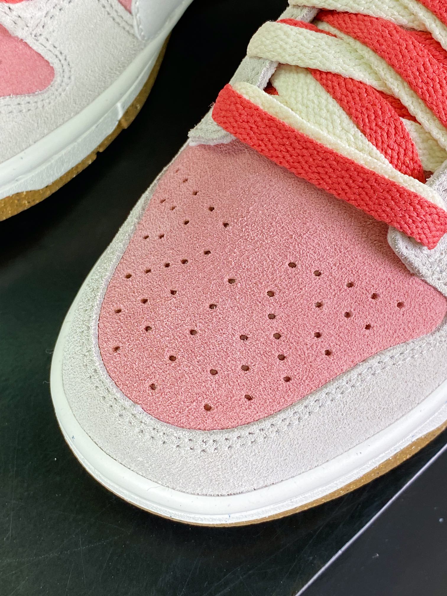 SB Dunk Low SE”85 Double Swoosh/Grey/Pink/Rabbit”backboard shoes ”suede light gray pink double hook rabbit” DO9457-117