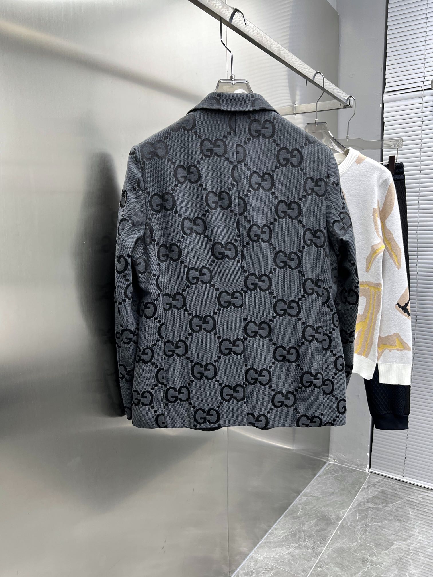 Gucci  西装服装,gucci 3