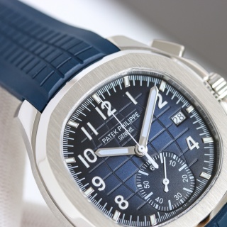 Patek Philippe Aquanaut Chronograph 5968G-001 detail 4
