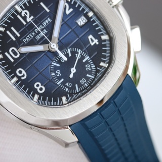 Patek Philippe Aquanaut Chronograph 5968G-001 detail 5