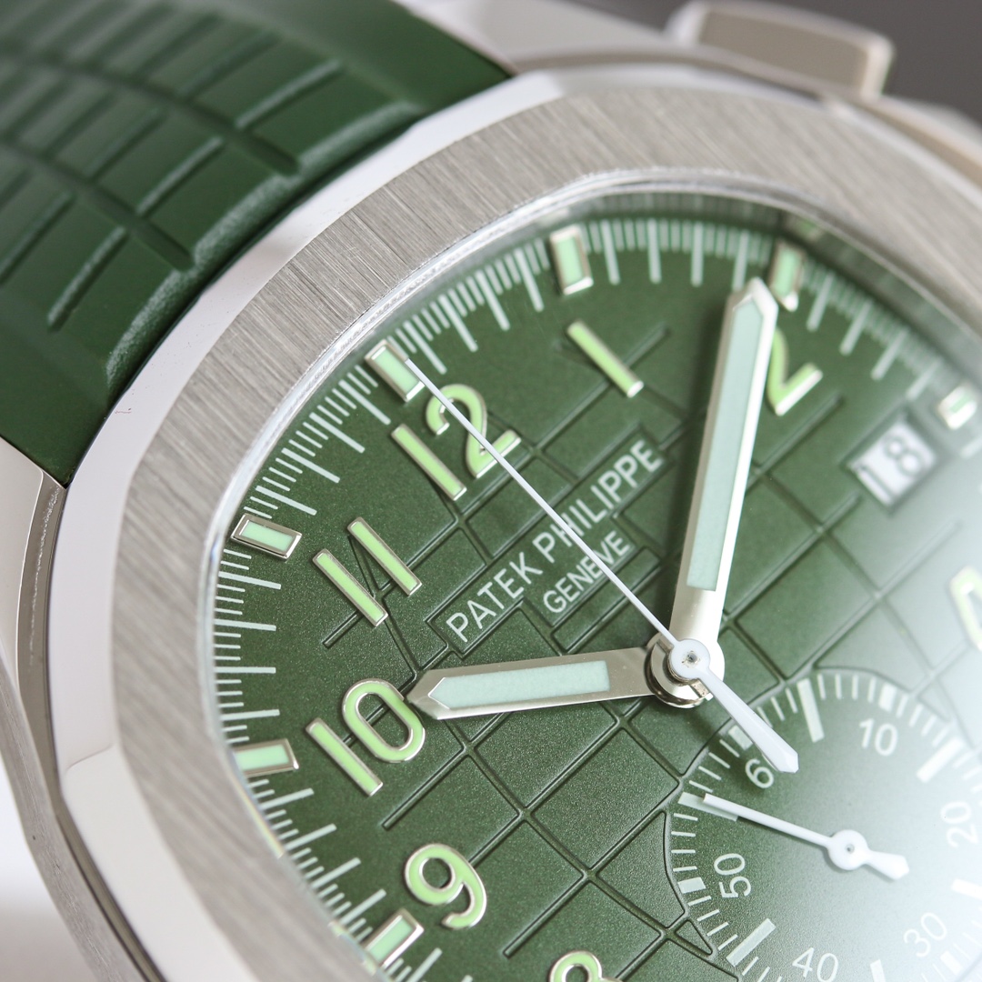Patek Philippe Aquanaut Chronograph 5968A-001 detail 4
