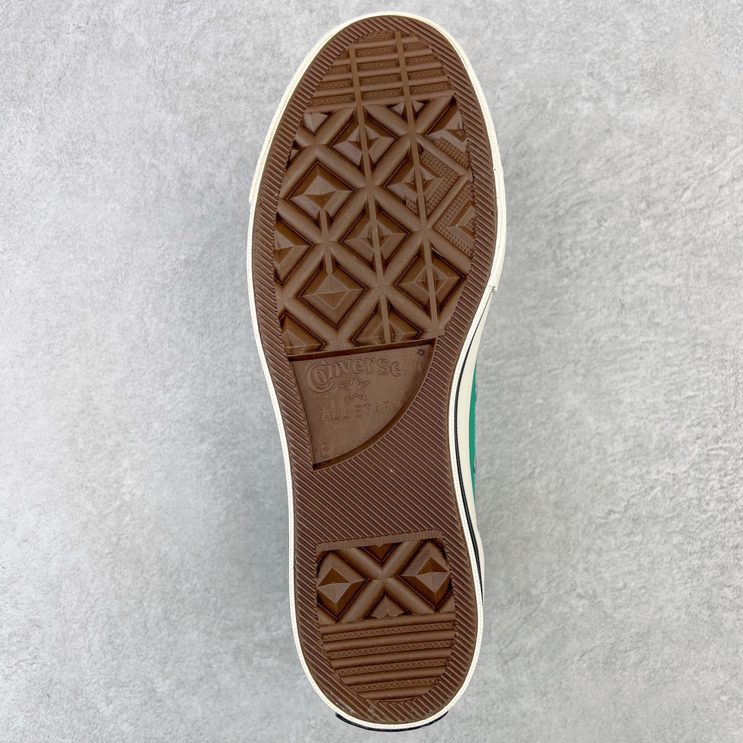 图片[9]-＃越南订单 裸鞋圈专属版本 Converse Chuck All Star 1970S 经典款潮流耐磨帆布鞋 经典永不过时 十年老厂出品 平台正品订单 超稳定的品控清洁度 全套原厂材料配置 原厂硫化工艺 油性扁平尖头 原厂楦头纸板数据 一体化超软蓝底加持 超软EVA鞋垫 后掌灰色缓震胶 脚感一比一还原 耐磨橡胶大底 越南产内外标 原盒黑色吊牌 超高清洁度 随意冲正 如有更好白送 偏大一码 尺码：35 36 36.5 37 37.5 38 39 39.5 40 41 41.5 42 42.5 43 44-选品中心