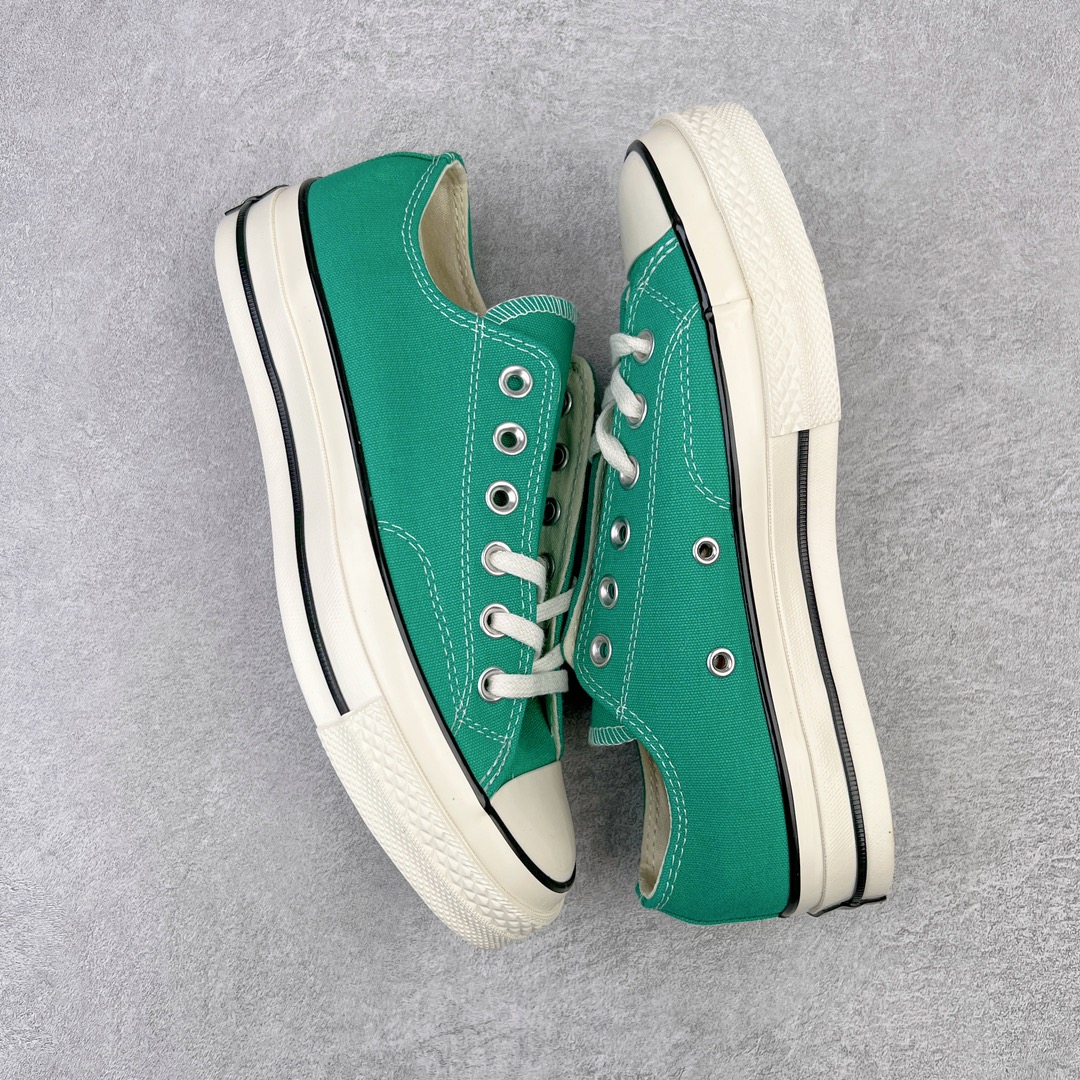 图片[3]-＃越南订单 裸鞋圈专属版本 Converse Chuck All Star 1970S 经典款潮流耐磨帆布鞋 经典永不过时 十年老厂出品 平台正品订单 超稳定的品控清洁度 全套原厂材料配置 原厂硫化工艺 油性扁平尖头 原厂楦头纸板数据 一体化超软蓝底加持 超软EVA鞋垫 后掌灰色缓震胶 脚感一比一还原 耐磨橡胶大底 越南产内外标 原盒黑色吊牌 超高清洁度 随意冲正 如有更好白送 偏大一码 尺码：35 36 36.5 37 37.5 38 39 39.5 40 41 41.5 42 42.5 43 44-选品中心