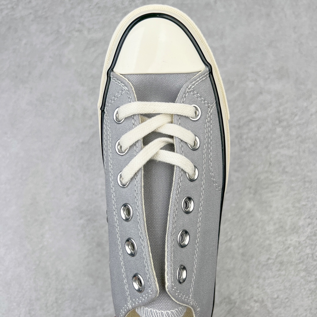 图片[4]-＃越南订单 裸鞋圈专属版本 Converse Chuck All Star 1970S 经典款潮流耐磨帆布鞋 经典永不过时 十年老厂出品 平台正品订单 超稳定的品控清洁度 全套原厂材料配置 原厂硫化工艺 油性扁平尖头 原厂楦头纸板数据 一体化超软蓝底加持 超软EVA鞋垫 后掌灰色缓震胶 脚感一比一还原 耐磨橡胶大底 越南产内外标 原盒黑色吊牌 超高清洁度 随意冲正 如有更好白送 偏大一码 尺码：35 36 36.5 37 37.5 38 39 39.5 40 41 41.5 42 42.5 43 44-选品中心