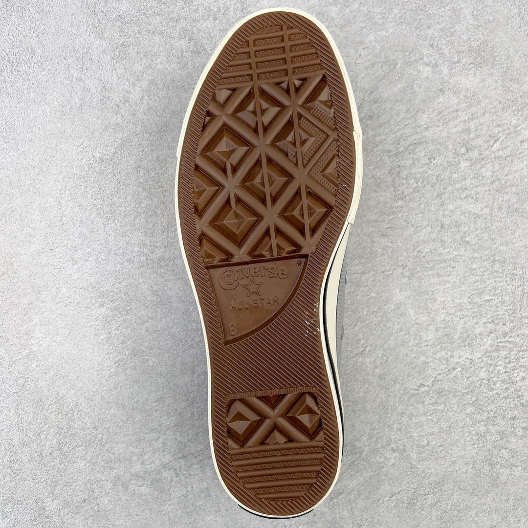 图片[9]-＃越南订单 裸鞋圈专属版本 Converse Chuck All Star 1970S 经典款潮流耐磨帆布鞋 经典永不过时 十年老厂出品 平台正品订单 超稳定的品控清洁度 全套原厂材料配置 原厂硫化工艺 油性扁平尖头 原厂楦头纸板数据 一体化超软蓝底加持 超软EVA鞋垫 后掌灰色缓震胶 脚感一比一还原 耐磨橡胶大底 越南产内外标 原盒黑色吊牌 超高清洁度 随意冲正 如有更好白送 偏大一码 尺码：35 36 36.5 37 37.5 38 39 39.5 40 41 41.5 42 42.5 43 44-选品中心