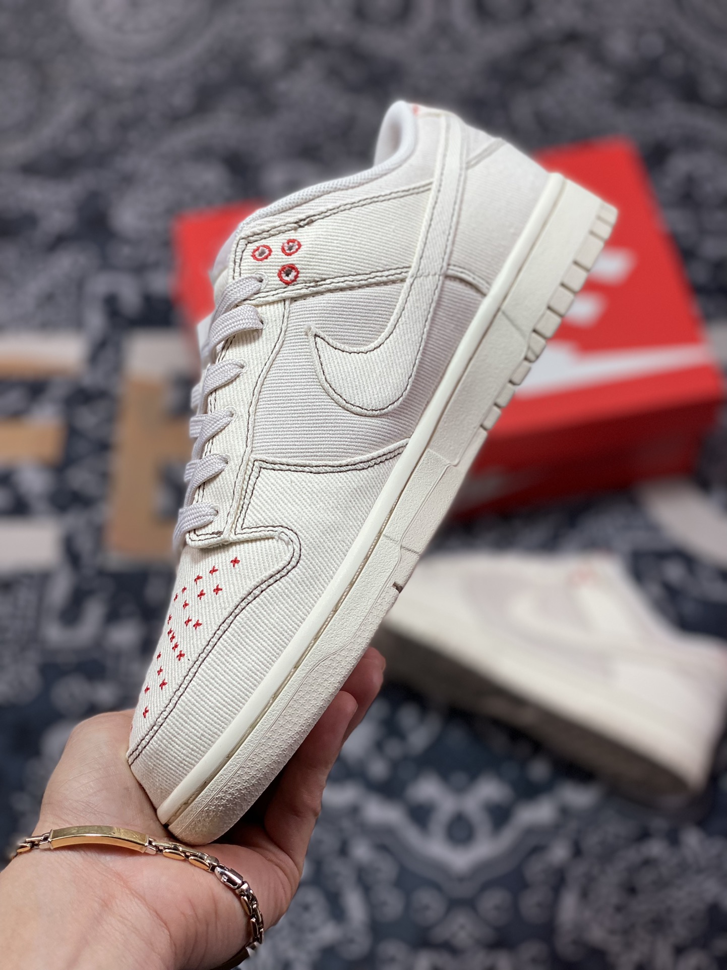 Dunk Series Low-top Casual Sports Skateboard Shoes ”Canvas Beige and Red Cross Stitch” 0834-100-Top High Quatity Cheap Sneakers Fashion Clothing Clothes Bags handbags Shoes of all Brand wholesale With The best Quality And Beautiful Price from China Factory Chinese suppliers wholesaler seller Dunk Series Low-top Casual Sports Skateboard Shoes ”Canvas Beige and Red Cross Stitch” 0834-100