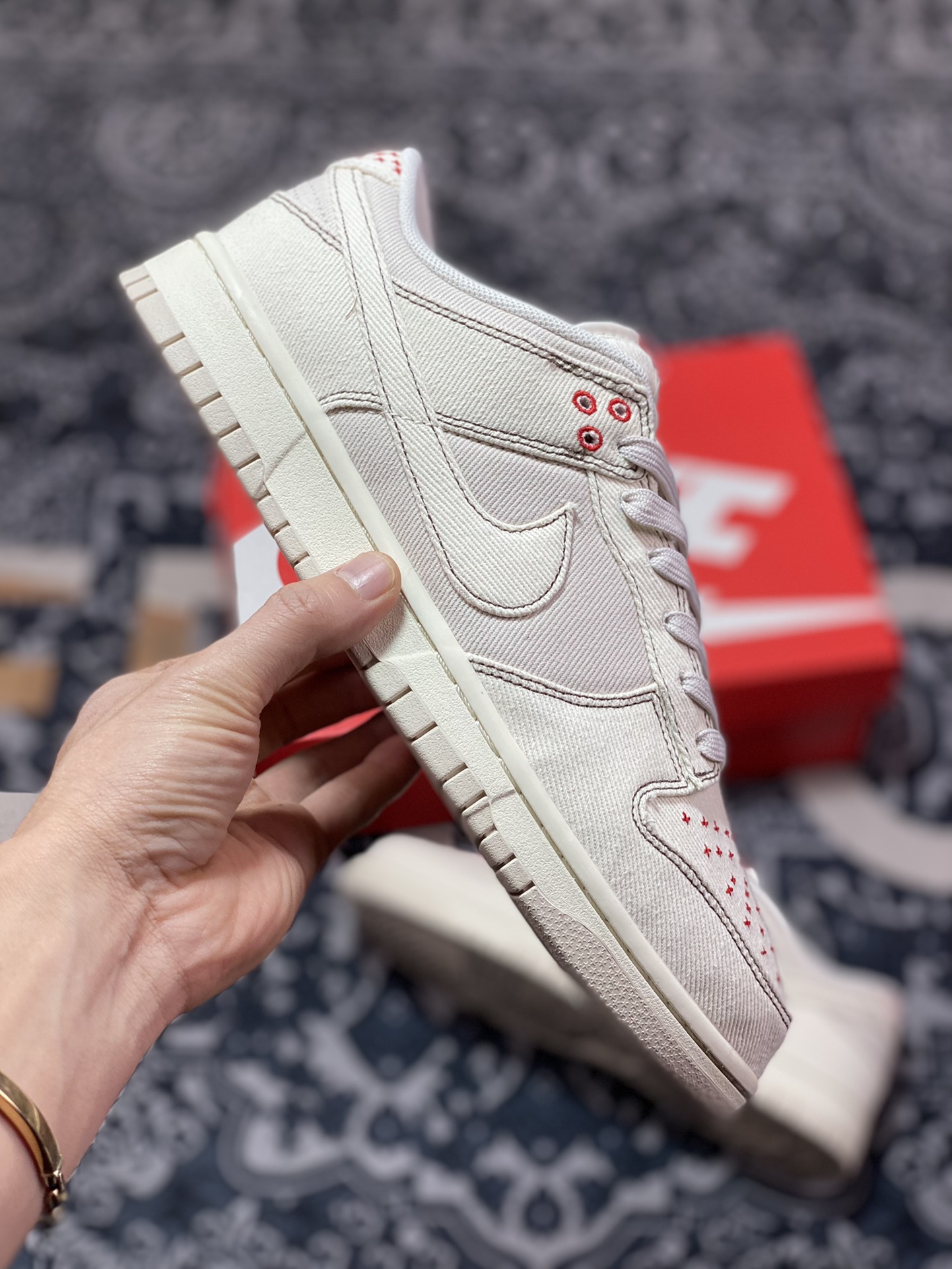 Dunk Series Low-top Casual Sports Skateboard Shoes ”Canvas Beige and Red Cross Stitch” 0834-100-Top High Quatity Cheap Sneakers Fashion Clothing Clothes Bags handbags Shoes of all Brand wholesale With The best Quality And Beautiful Price from China Factory Chinese suppliers wholesaler seller Dunk Series Low-top Casual Sports Skateboard Shoes ”Canvas Beige and Red Cross Stitch” 0834-100
