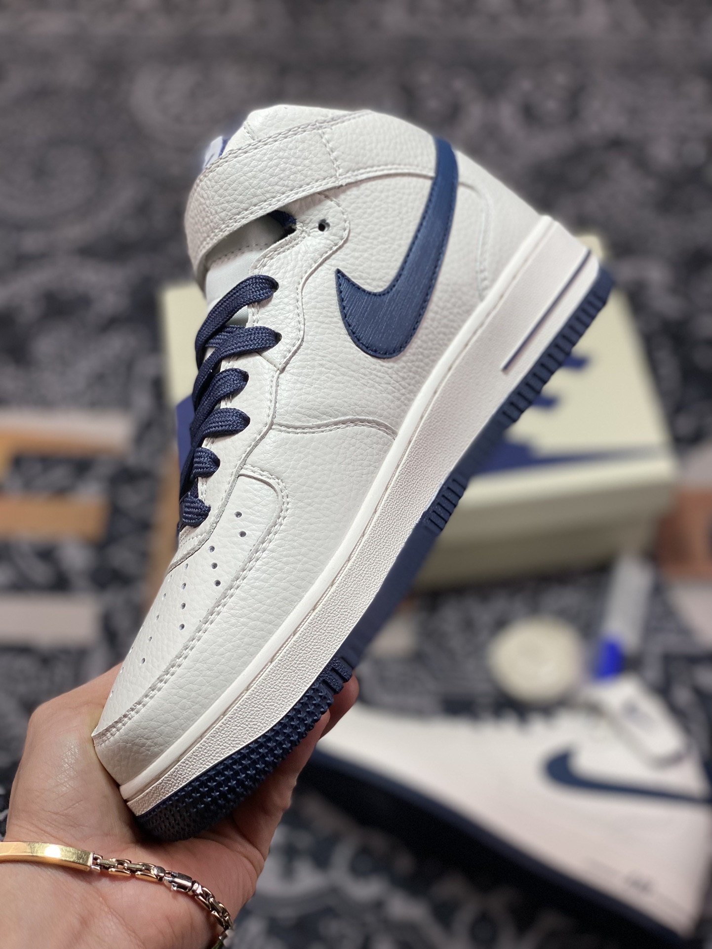 Nike Air Force 1'07 Mid ”Beige/Navy” Air Force 1 sneakers ”leather off-white navy blue” PA0920-508