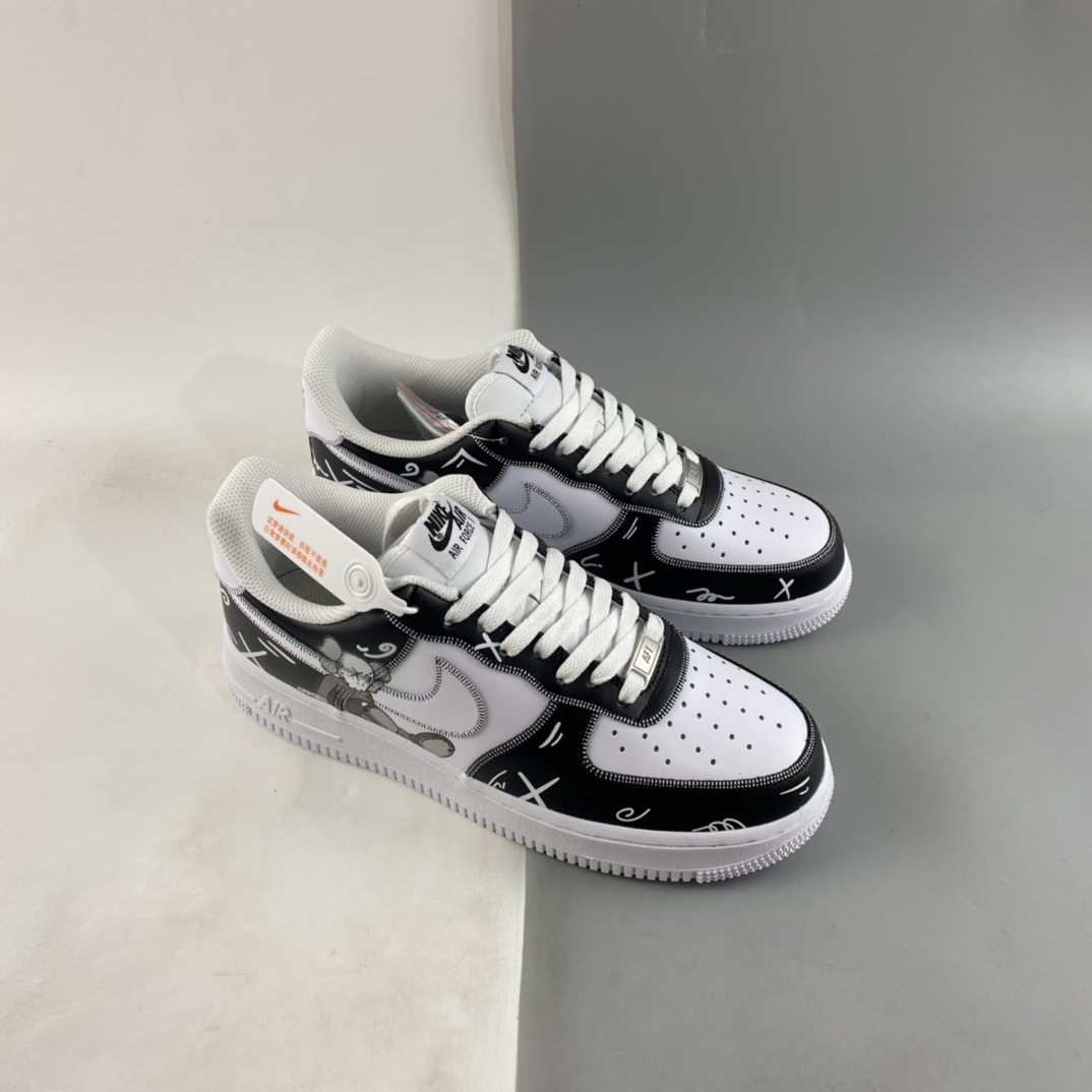 Kaws x Nike Air Force 1'07 Low black and white bear joint color sneakers CW2288-777