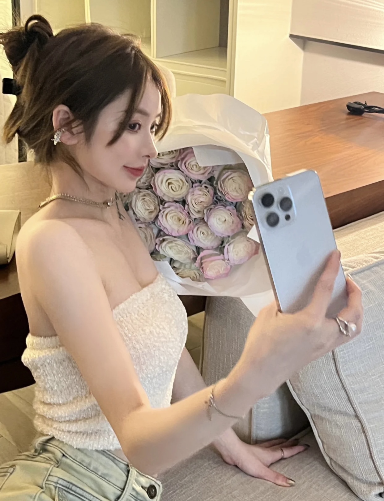Chanel 高品质 细节如图 香 大小星星双c耳钉全网首发现huo 83年早春度假系列 太美了