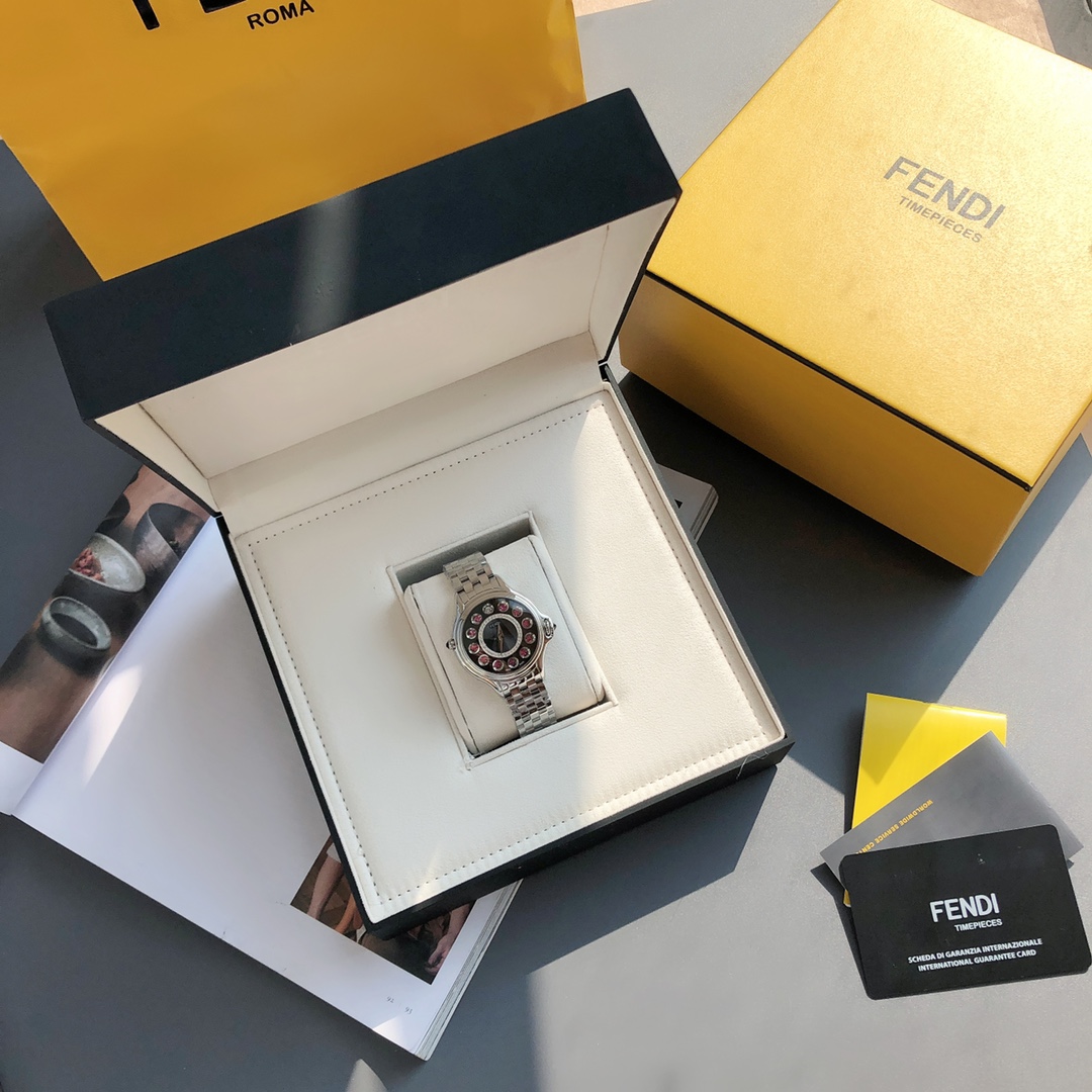 Часы Fendi