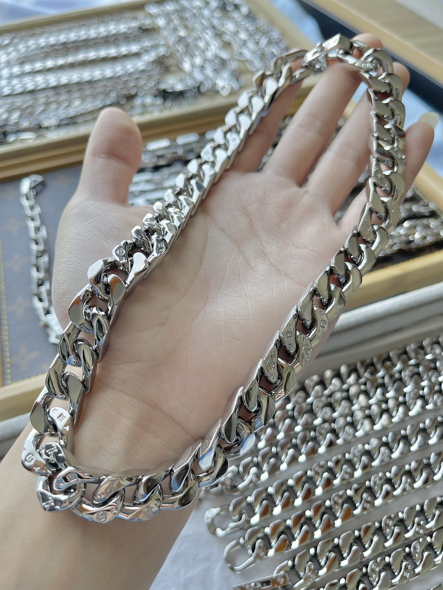 Louis Vuitton - Necklace