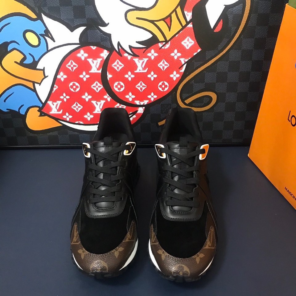 High Quality AAA Replica
 Louis Vuitton Shoes Sneakers Splicing Cowhide Rubber TPU Sweatpants