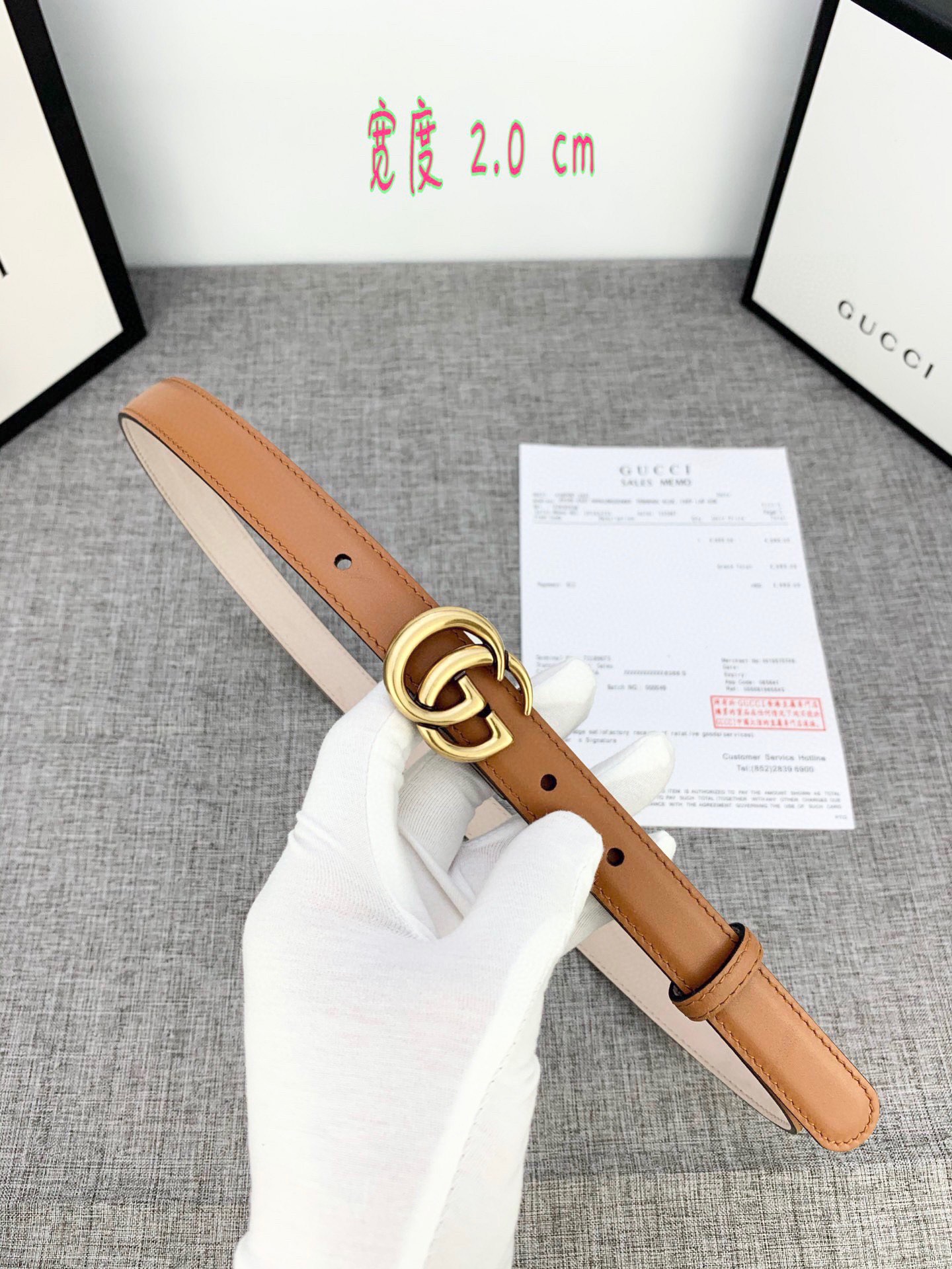 宽度2.0cmGUCCI此细款腰带用采光头小层牛皮精制而成配以双G带扣