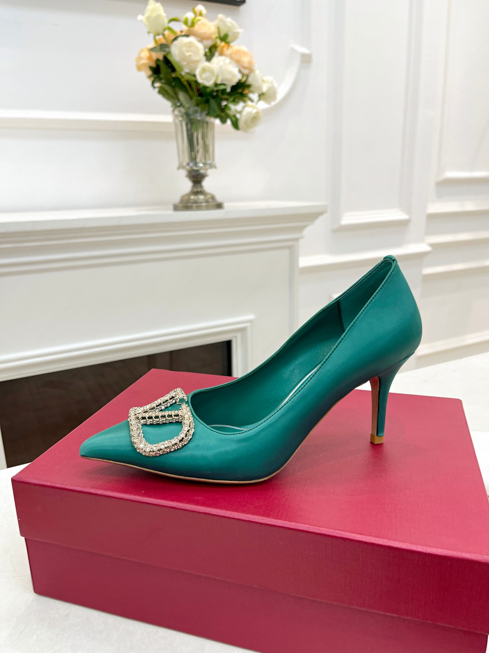 Valentino Women's Spring/Summer Rhinestone Heeled Pumps - Elegant & Chic 2 a1676527853855 5318