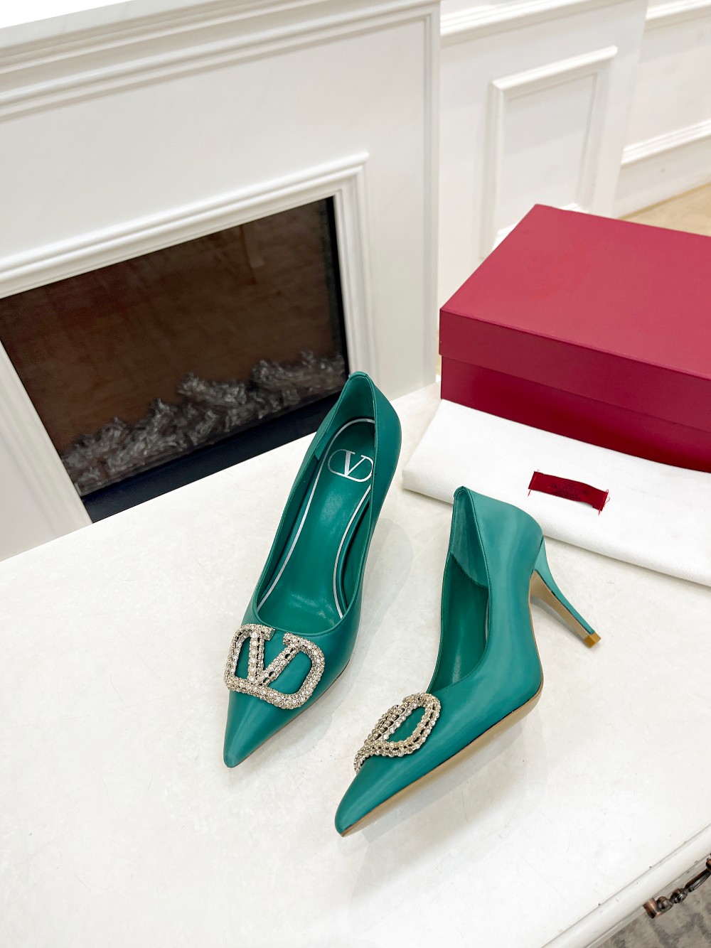 Valentino Women's Spring/Summer Rhinestone Heeled Pumps - Elegant & Chic 7 a1676527855101 6442