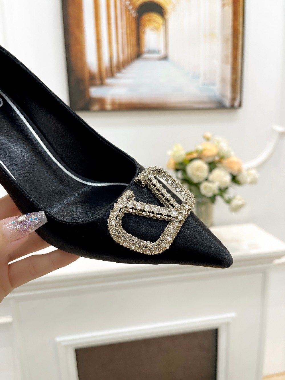 versión superior 𝑉𝐴𝐿𝐸𝑁𝑇𝐼𝑁𝑂 Valentino Primavera/Verano 2023 nuevos de mujer. ¡8 colores zapa