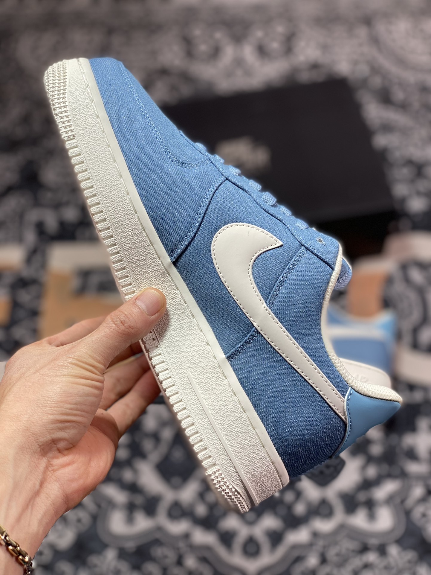 Nike Air Force 1'07 Low QS ”Denim Blue/White” Air Force 1 sneakers ”denim light blue and white” DG2296-004